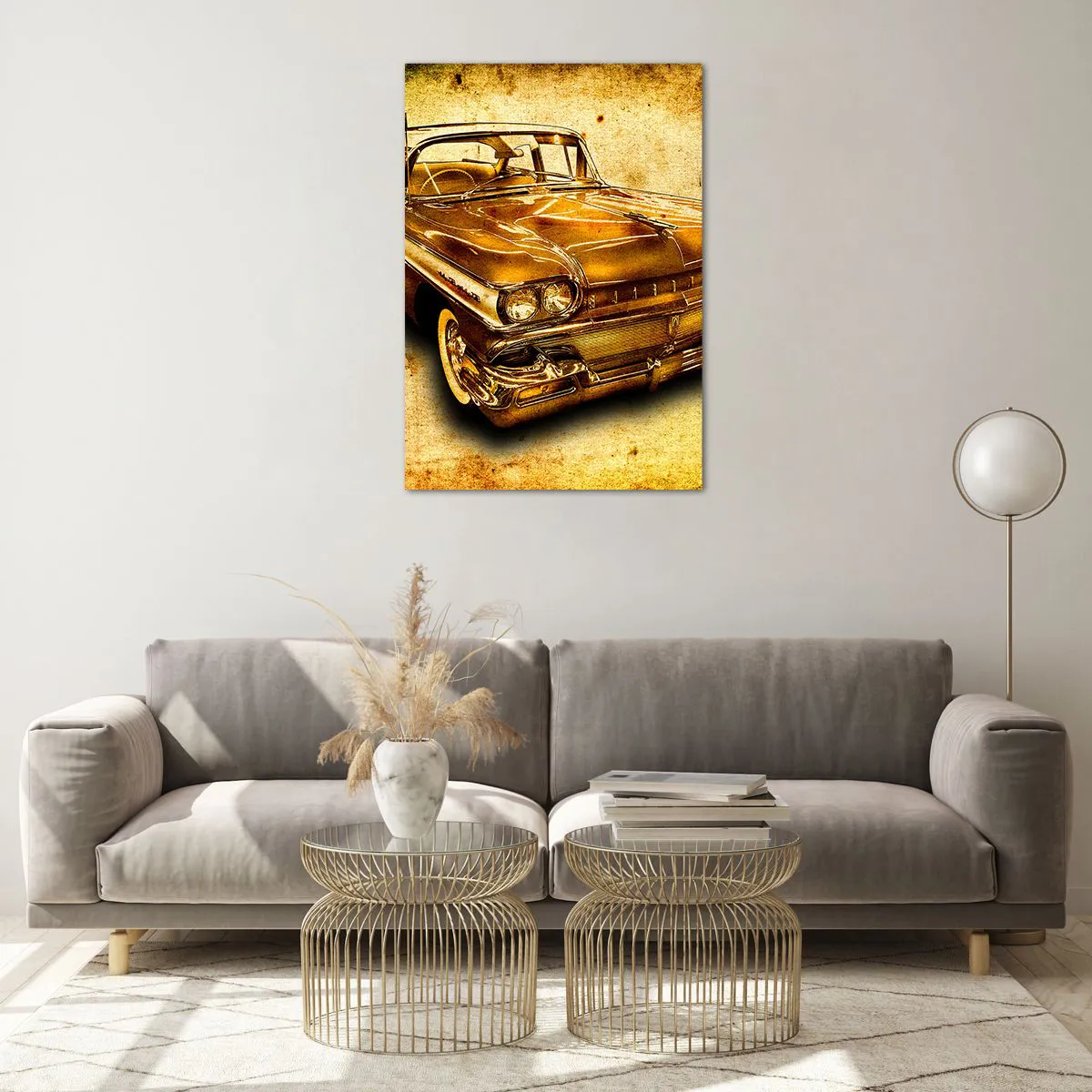 Impression sur verre - Image sur verre - Une voiture rétro classique dorée sur un fond vintage avec un effet vieilli. - 70x100cm - La beauté éternelle des classiques - Décoration murale moderne pour le salon et la chambre ARTTOR