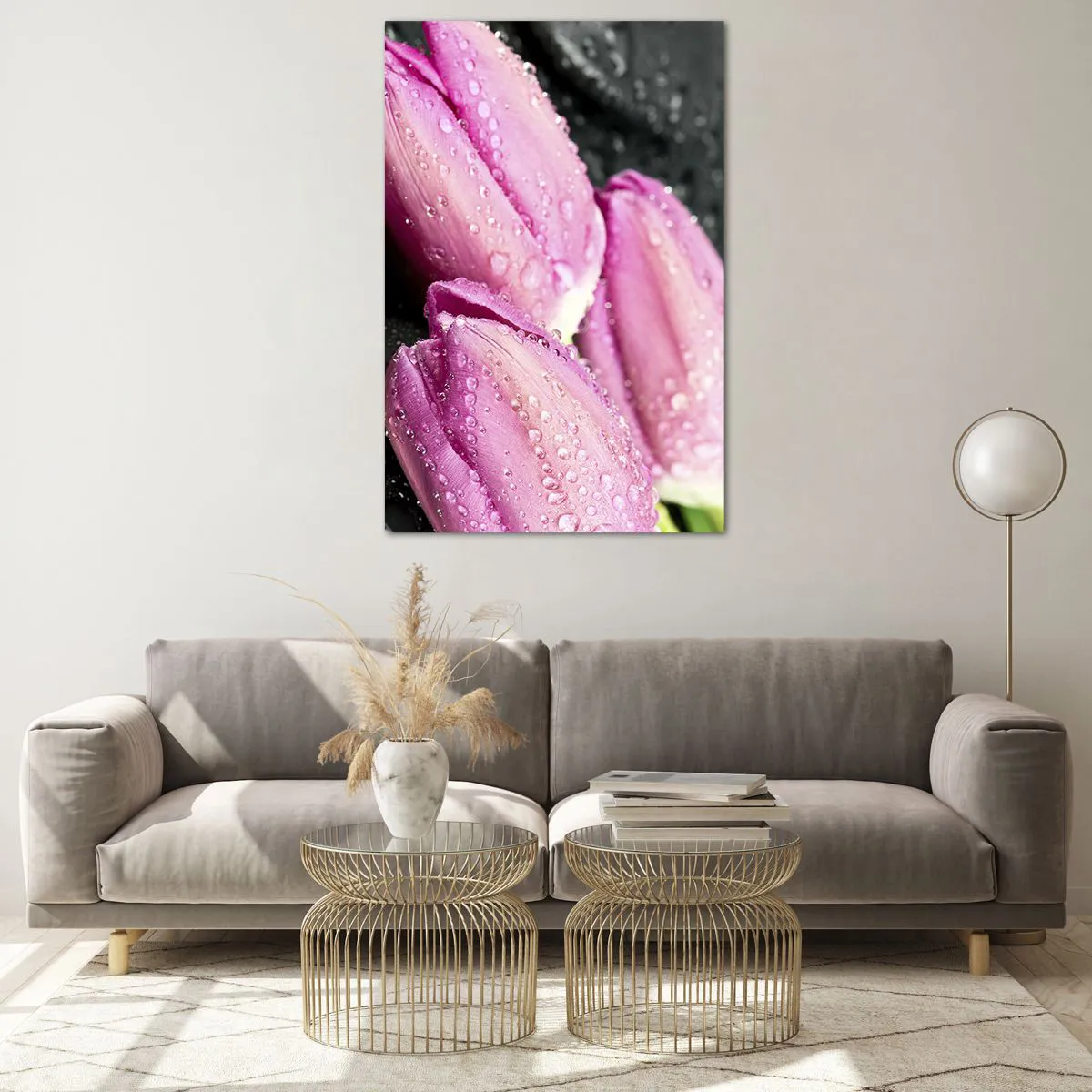 Impression sur verre - Image sur verre - Trois tulipes roses avec des gouttes d'eau sur fond noir - 80x120cm - Lilas trois sur une pierre noire - Décoration murale moderne pour le salon et la chambre ARTTOR