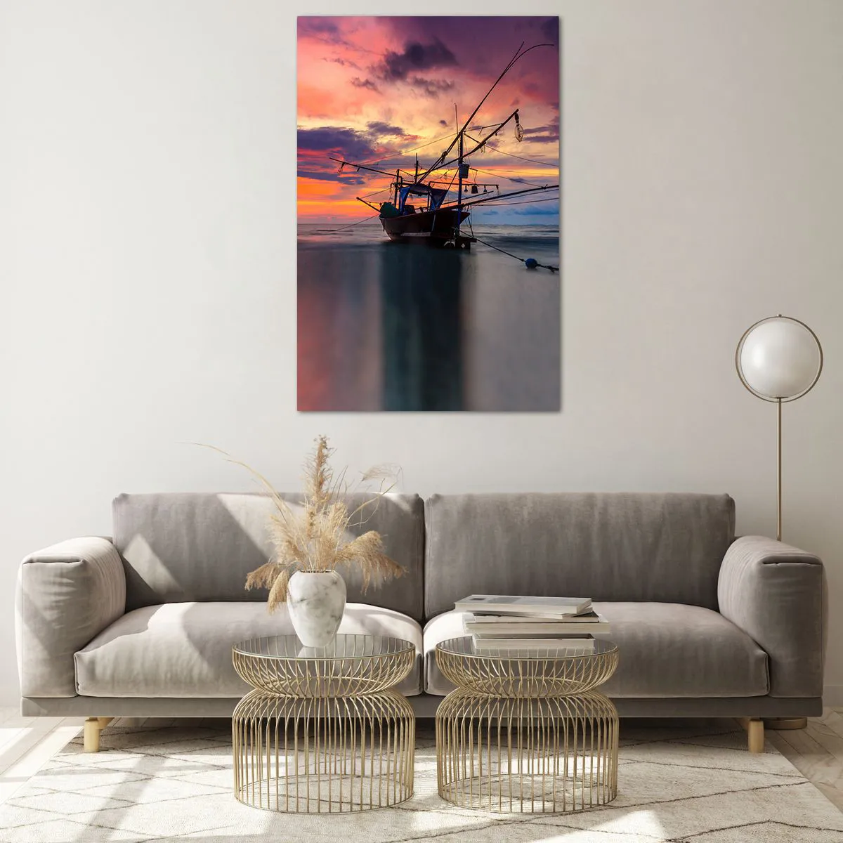 Glasbild - Bild auf glas - Ein Fischerboot vor der Kulisse eines farbenfrohen Sonnenuntergangs - 80x120cm - Exotischer Abend - Moderne Wanddekoration für Wohnzimmer und Schlafzimmer ARTTOR