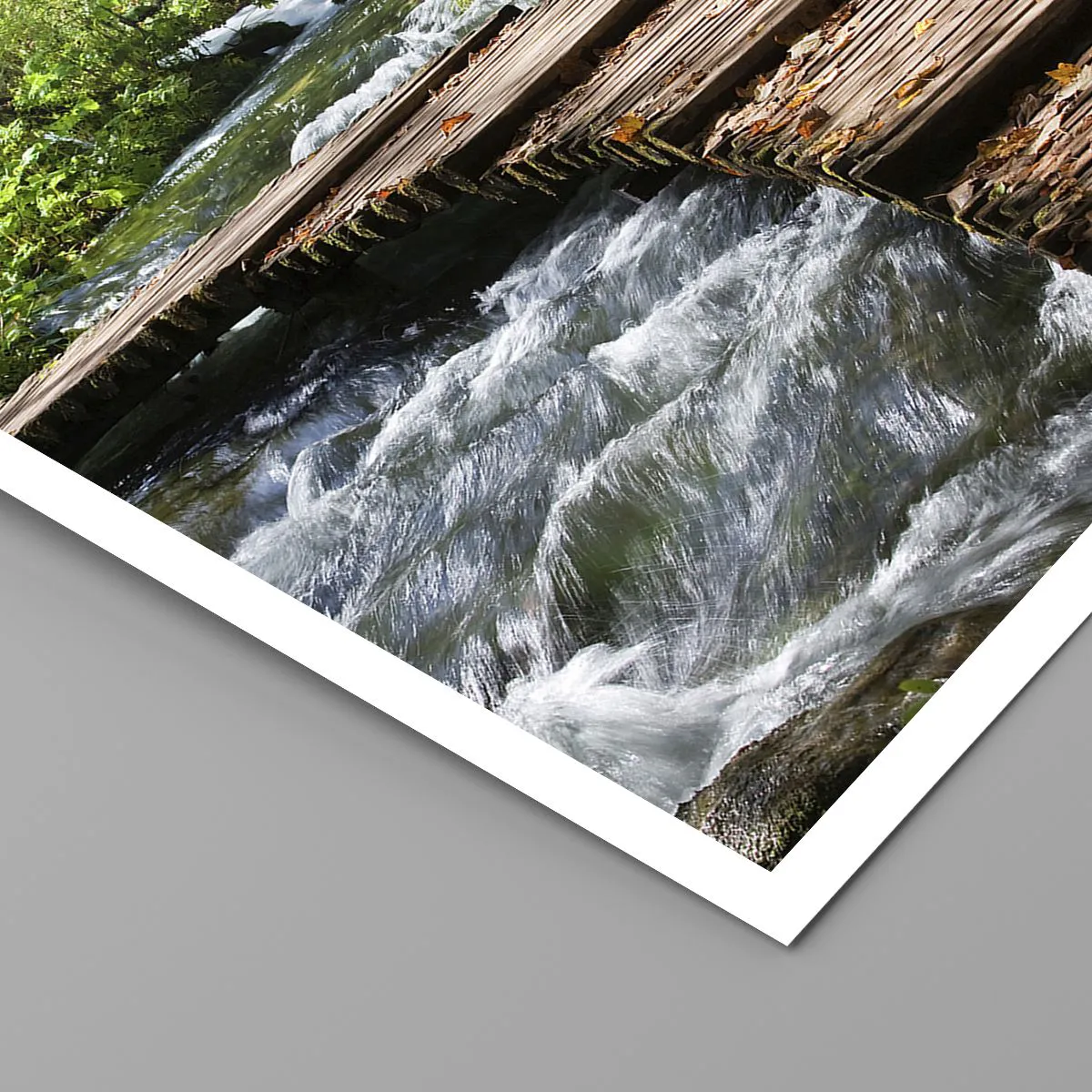 Poszter - A habzó zuhatag felett - 30x30 cm