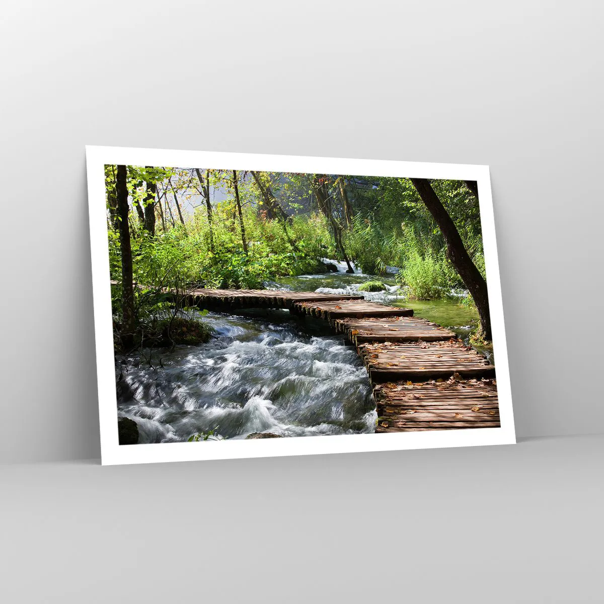 Plakát - U zpěněného vodopádu - 91x61 cm