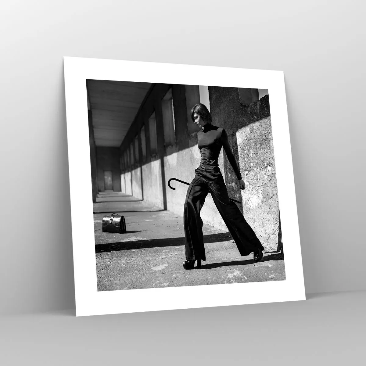 Plakat - Miejska elegancja - 40x40 cm