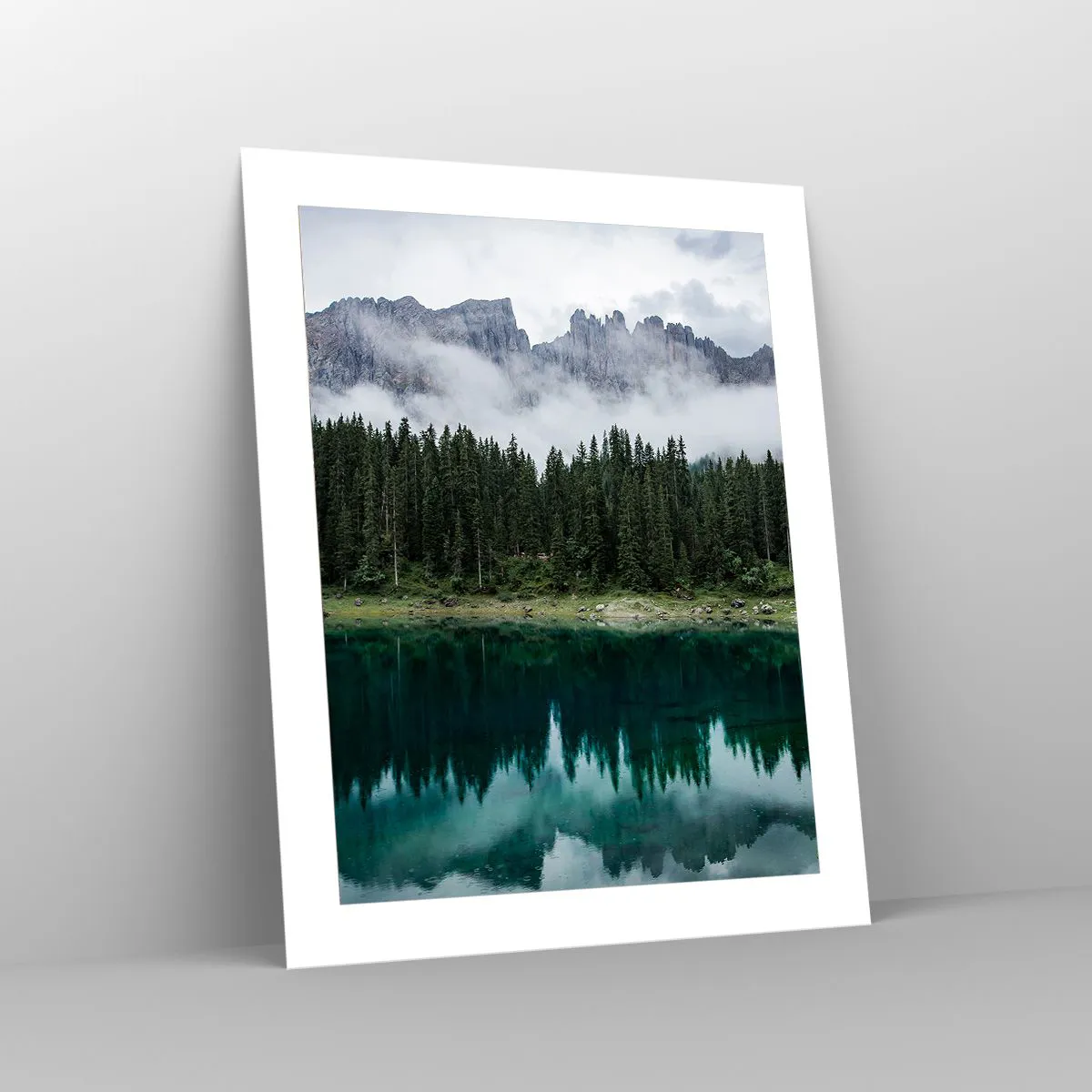 Affisch - Tyst, tyst, väck inte sovande vatten... - 40x50 cm