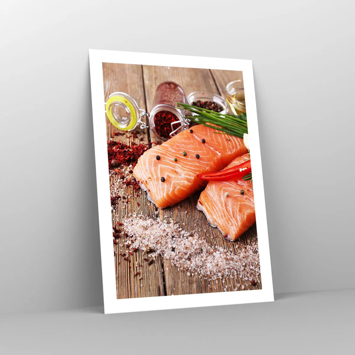 Poster - Lachsfilets mit Gewürzen auf rustikalem Hintergrund - 50x70cm - Norwegisches Abenteuer in der Küche - Moderne Wanddekoration für Wohnzimmer und Schlafzimmer ARTTOR