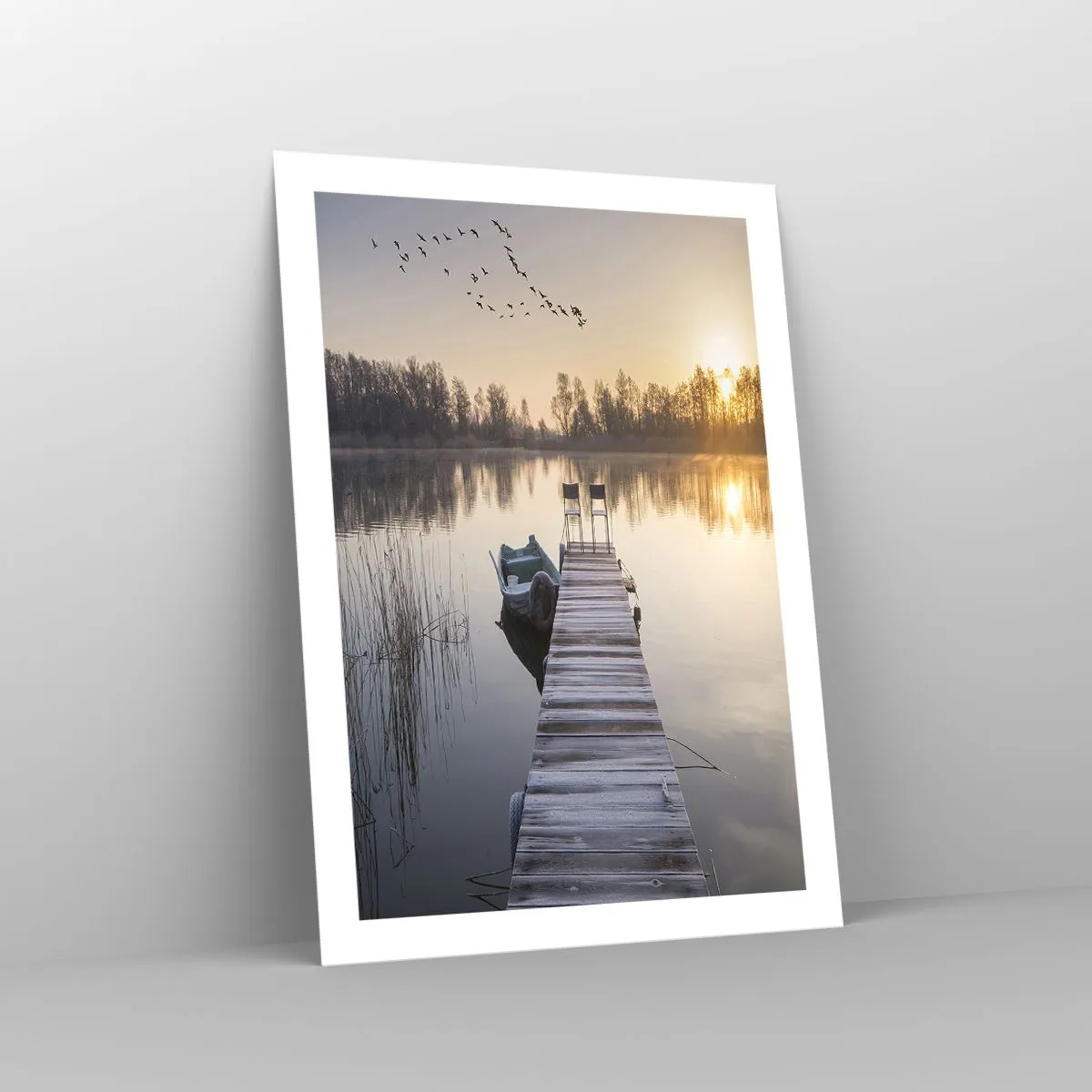 Plakat - Pomost nad jeziorem o wschodzie słońca - 50x70cm - Wrócę za jakiś czas - Nowoczesna dekoracja ścienna do salonu, kuchni i sypialni ARTTOR