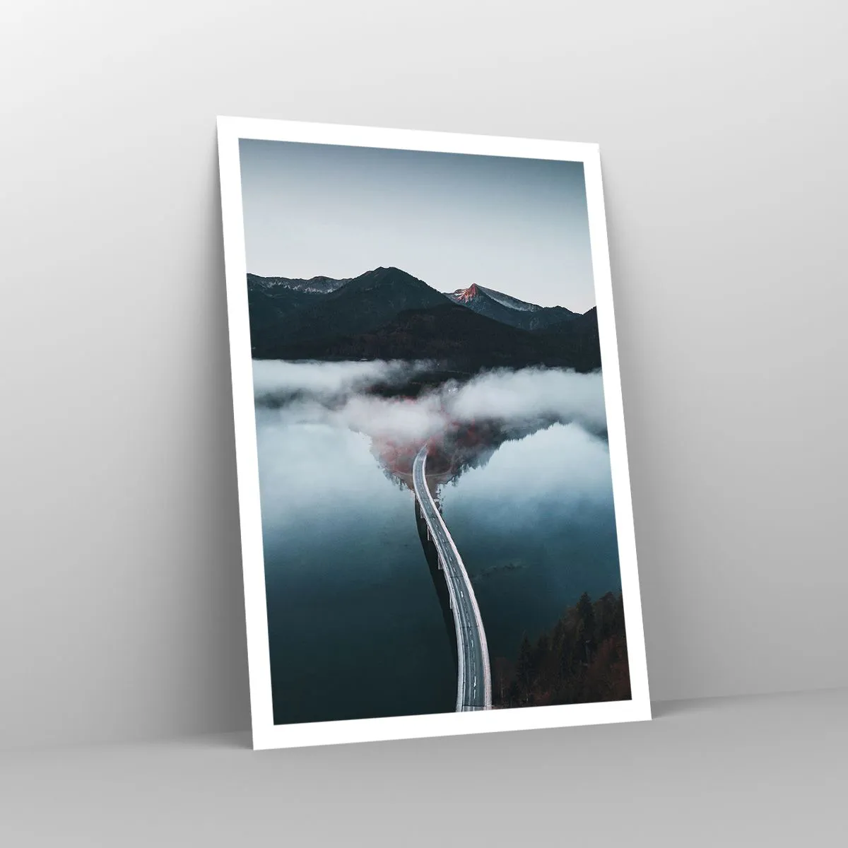 Pôster - Sobre a água tão lisa quanto um espelho - 70x100 cm