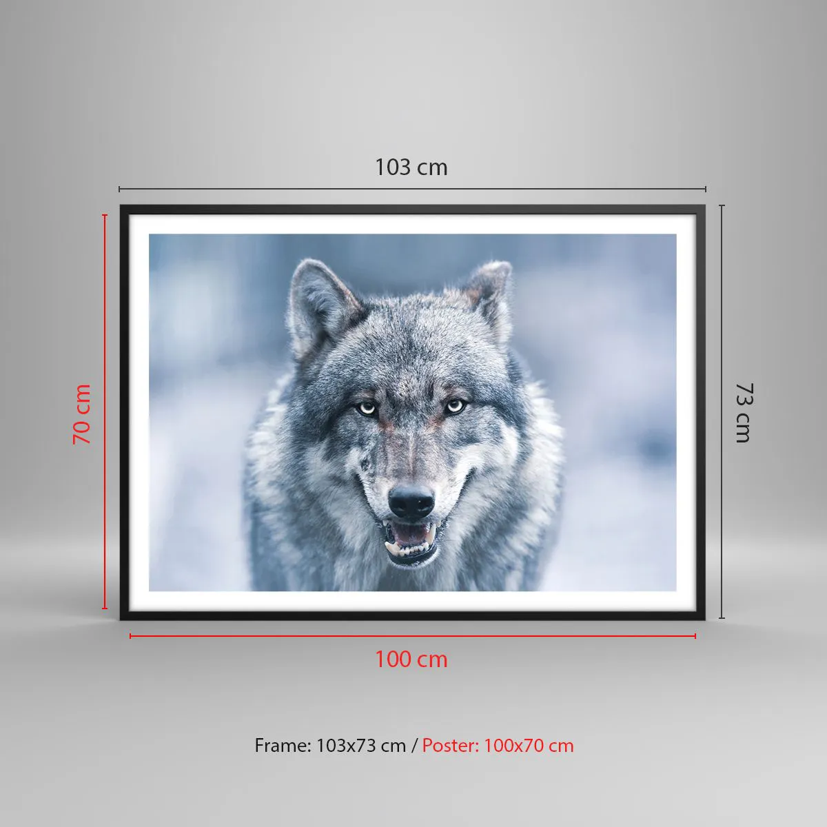 Poster in einem schwarzem Rahmen - Ein Wolf mit intensivem Blick in einer Winterlandschaft - 100x70cm - Werden Sie die Herausforderung annehmen? - Moderne Wanddekoration für Wohnzimmer und Schlafzimmer ARTTOR