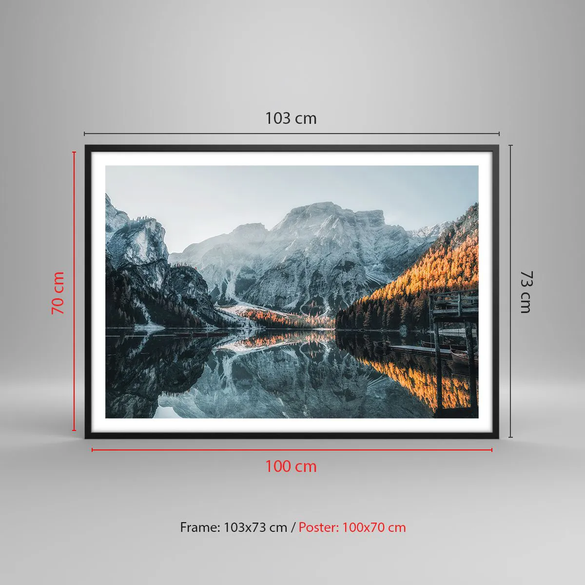 Poster in einem schwarzem Rahmen - Eine Berglandschaft spiegelt sich in der ruhigen Oberfläche eines Sees - 100x70cm - Spiegellandschaft - Moderne Wanddekoration für Wohnzimmer und Schlafzimmer ARTTOR