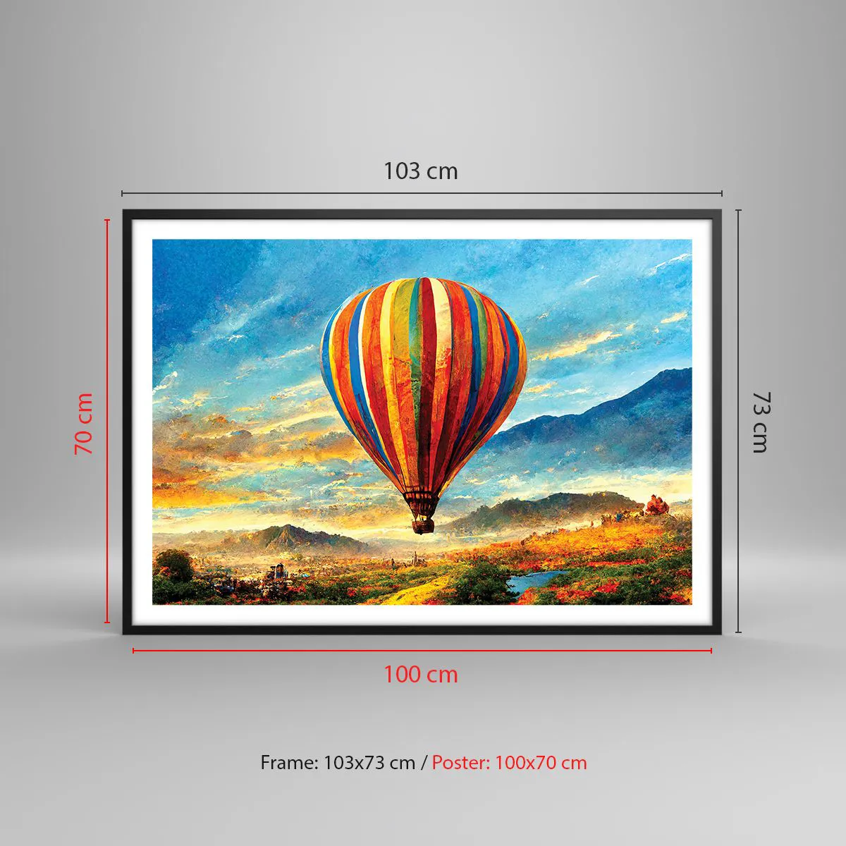 Poster in einem schwarzem Rahmen - Ein bunter Ballon über einer malerischen Landschaft - 100x70cm - In der Stille sieht man mehr - Moderne Wanddekoration für Wohnzimmer und Schlafzimmer ARTTOR