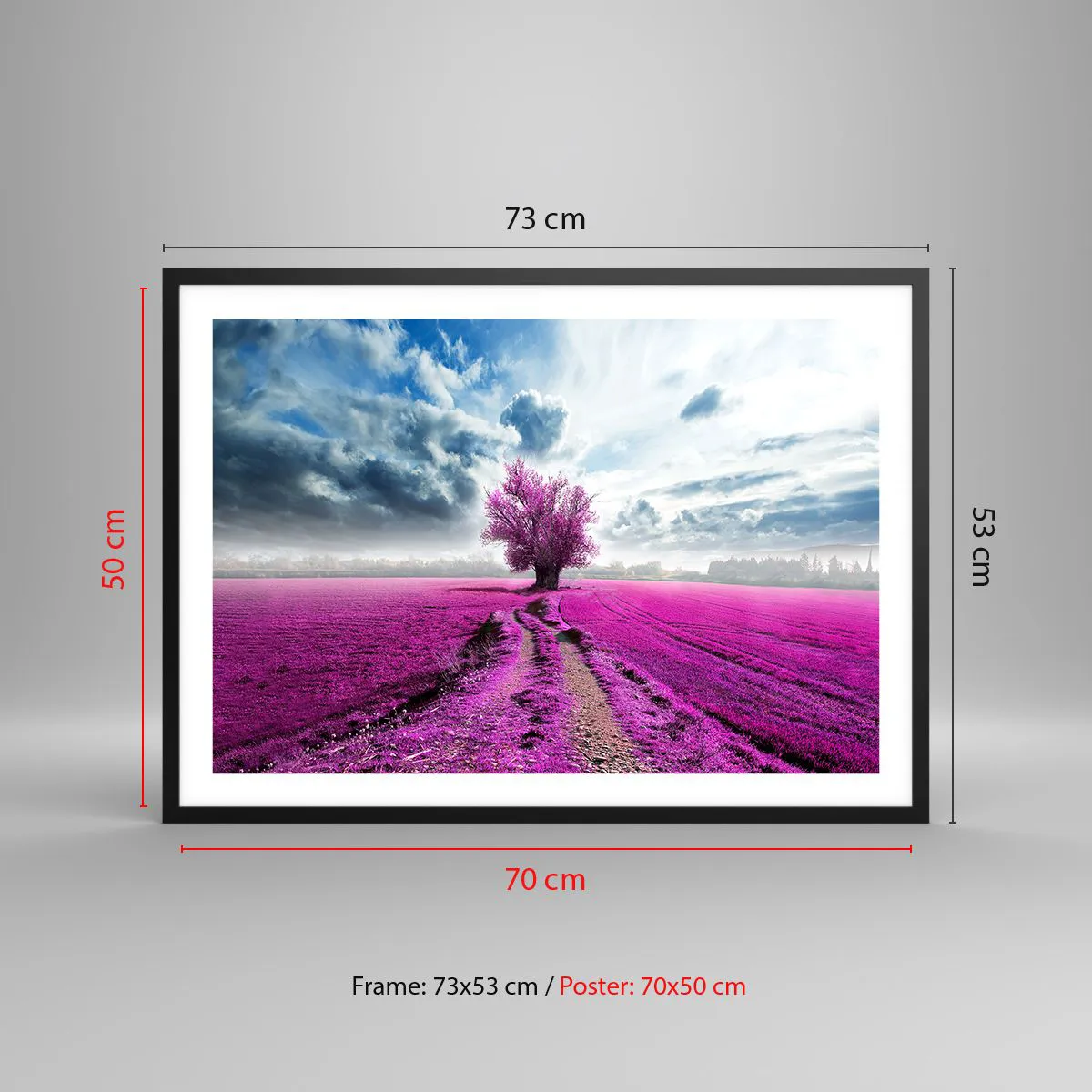 Póster en marco negro - Un árbol solitario en un campo de un tono rosa intenso. - 70x50cm - El brezal - un encanto - Decoración de pared moderna para salón y dormitorio ARTTOR