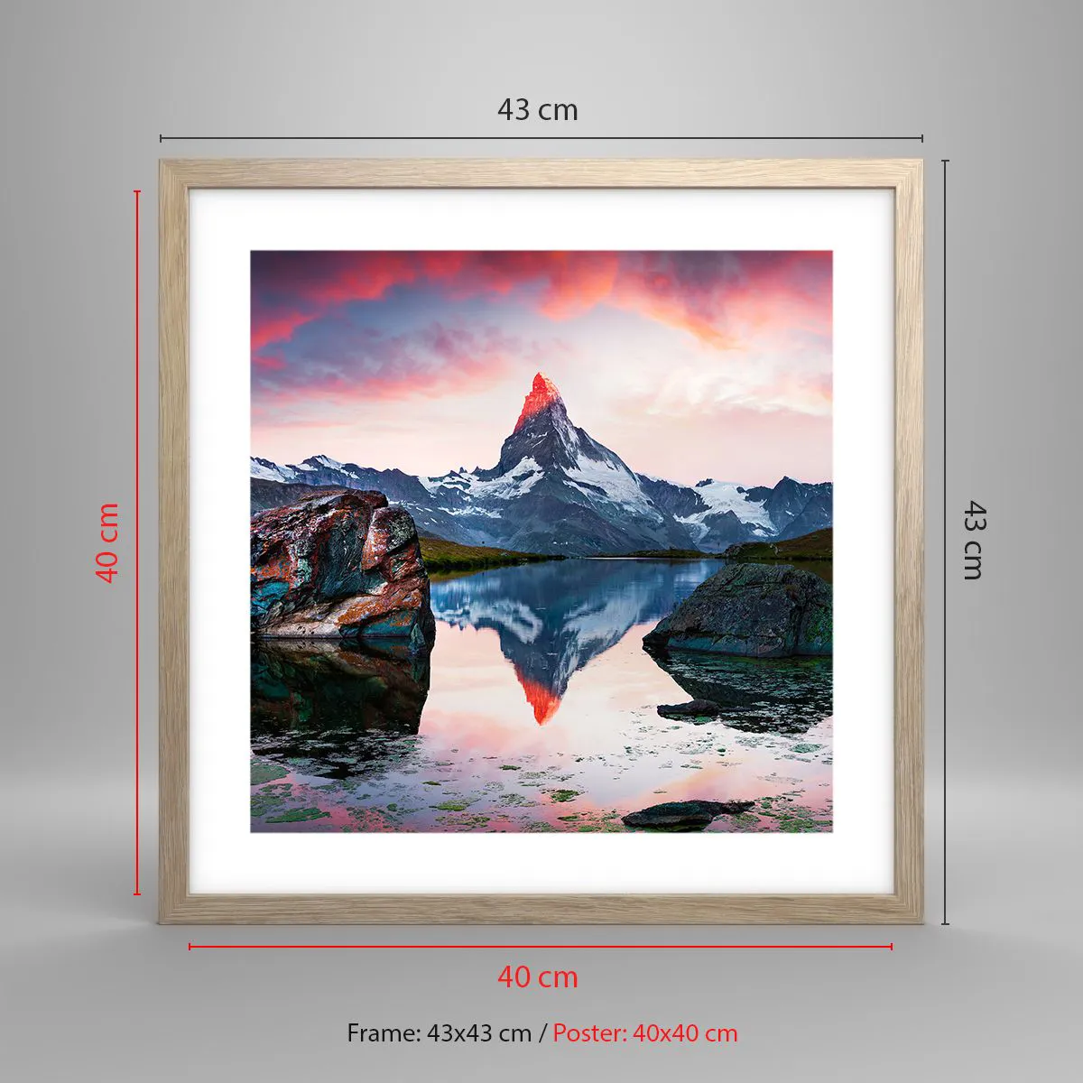 Plakat i ramme af lyst egetræ - Bjergenes hjerte er varmt - 40x40 cm