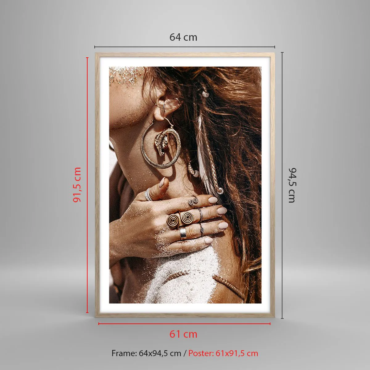 Plakat i ramme af lyst egetræ - Dronning af den vilde strand - 61x91 cm