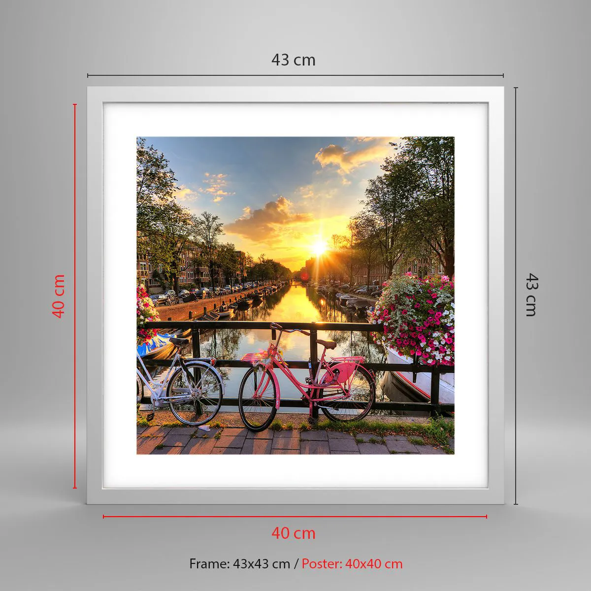 Poster in einem weißen Rahmen - Frühlingsmorgen in Amsterdam - 40x40 cm