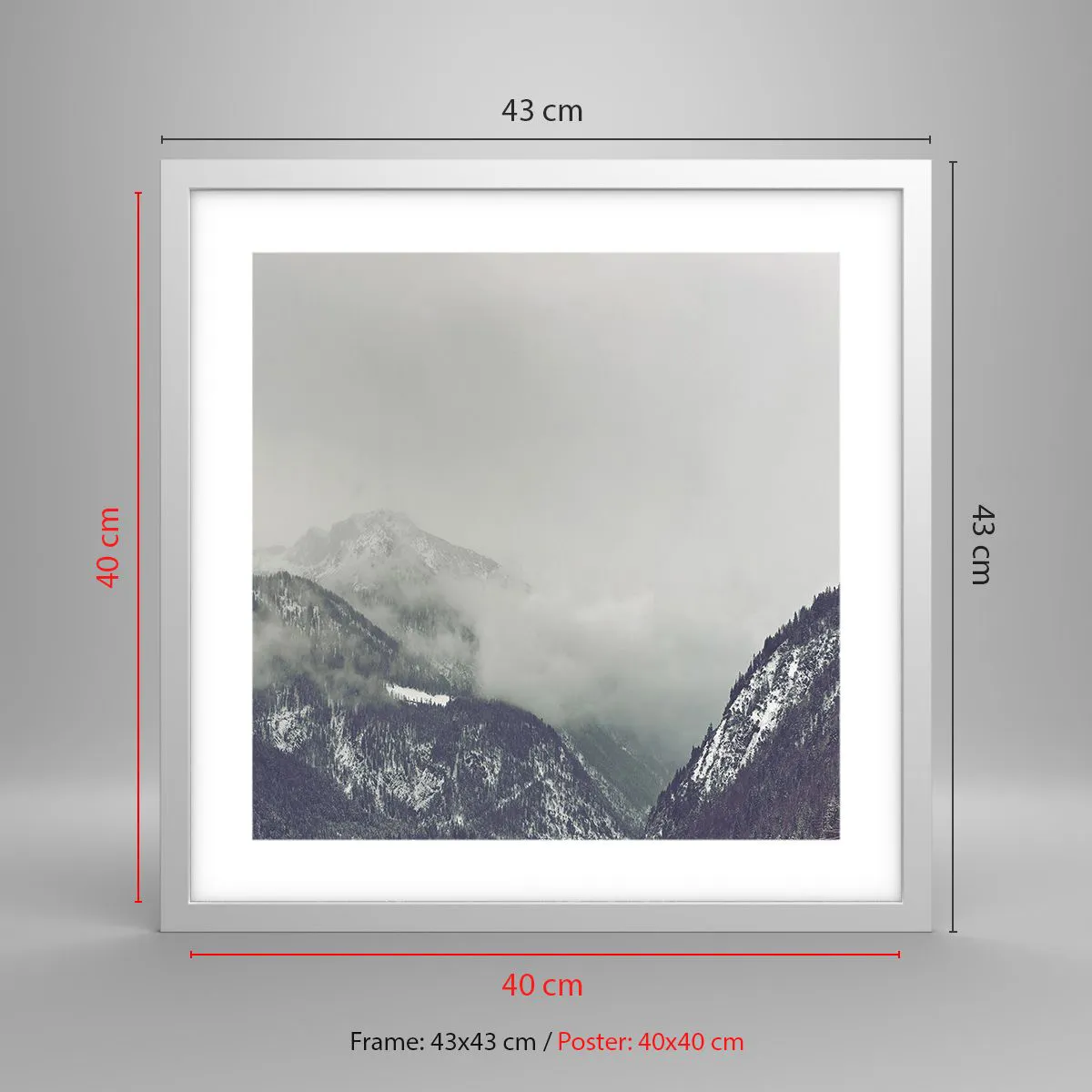 Affiche dans un cadre blanc - Poster - Vallée brumeuse - 40x40 cm