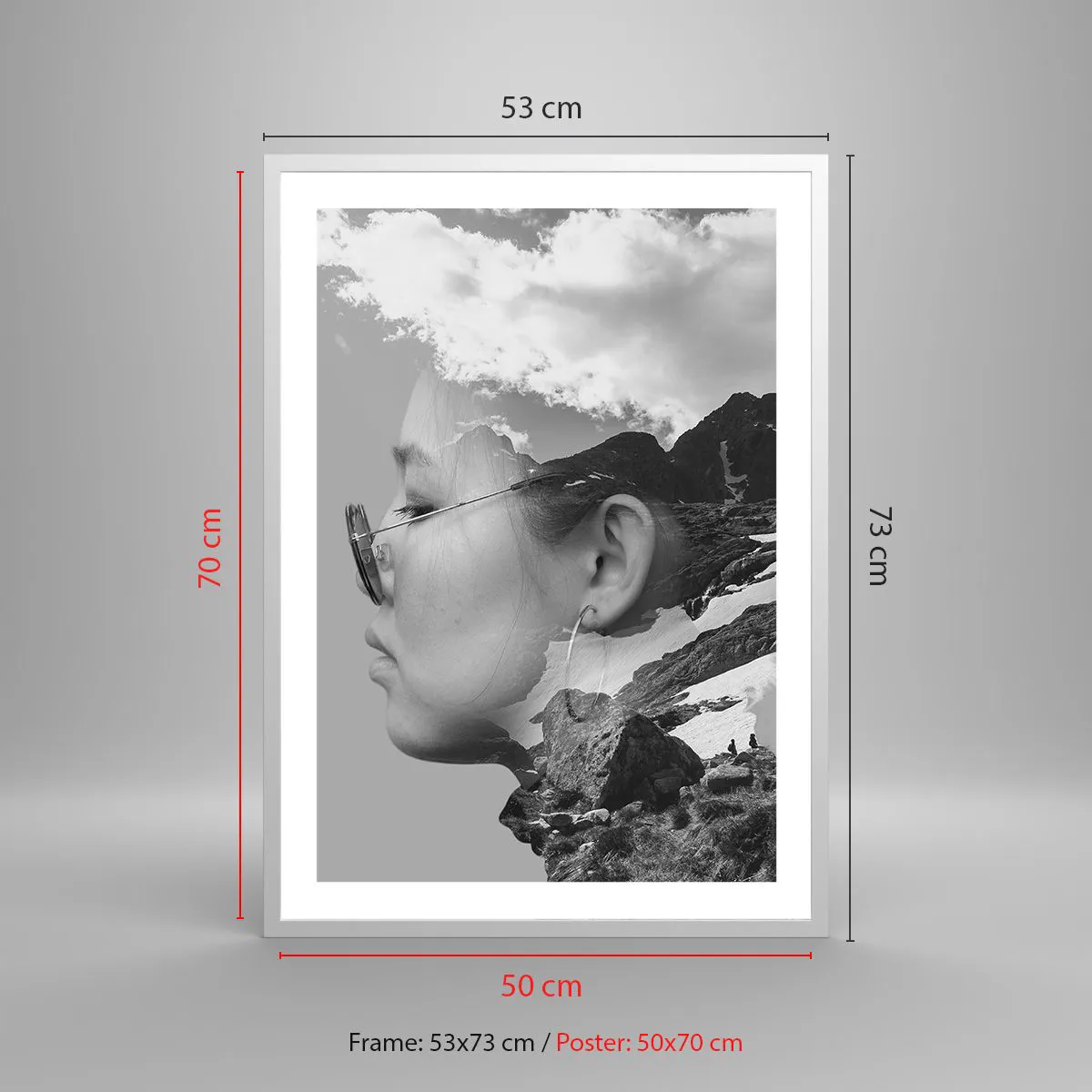 Plakat w białej ramie - Portret górny i chmurny - 50x70 cm