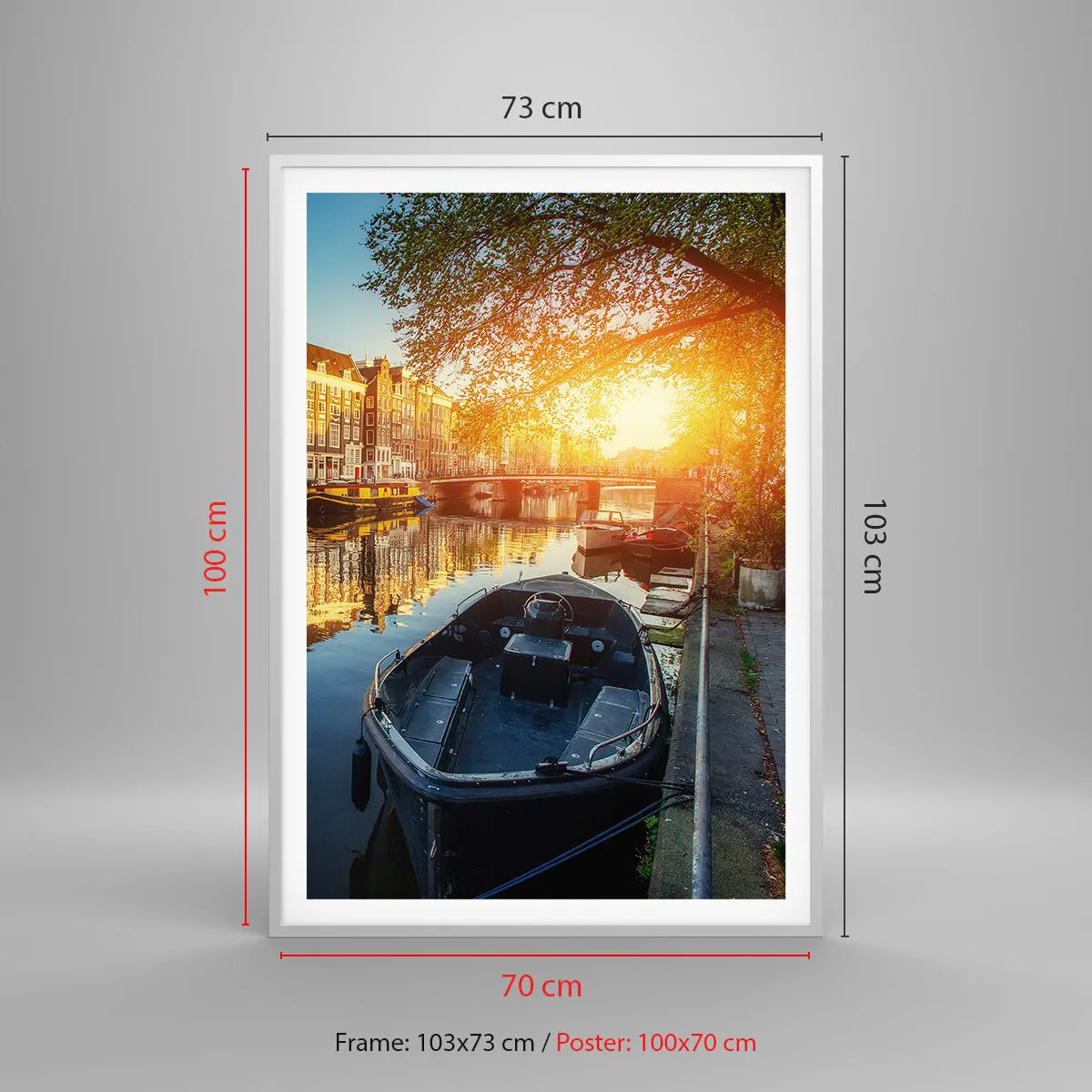 Plakat i hvid ramme - Morgen i Amsterdam - 70x100 cm