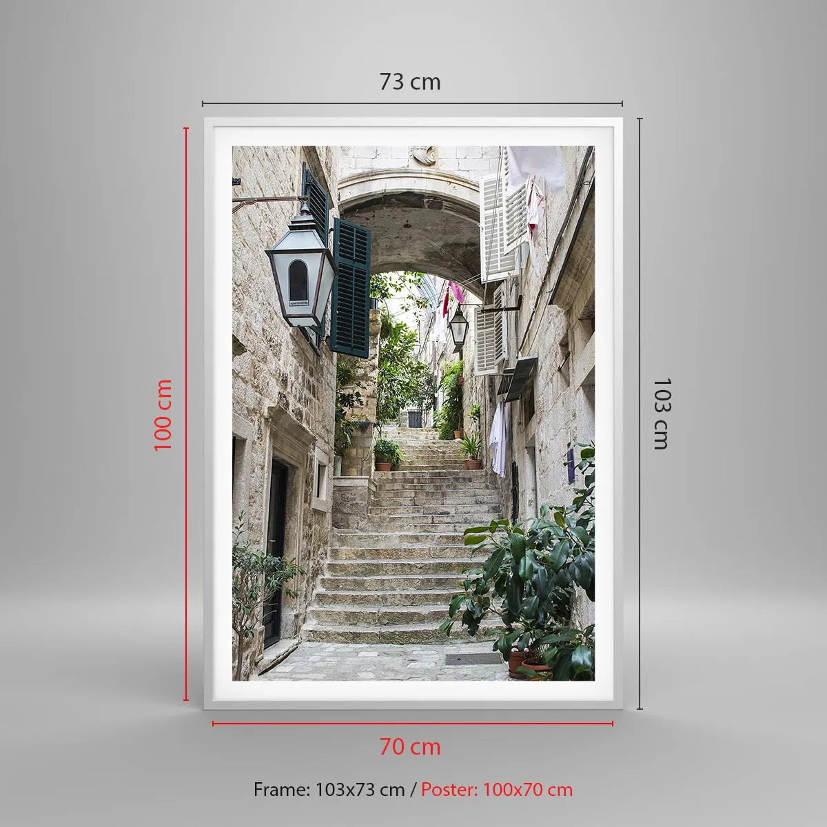 Poster in einem weißen Rahmen - Eine bezaubernde Gasse - 70x100 cm