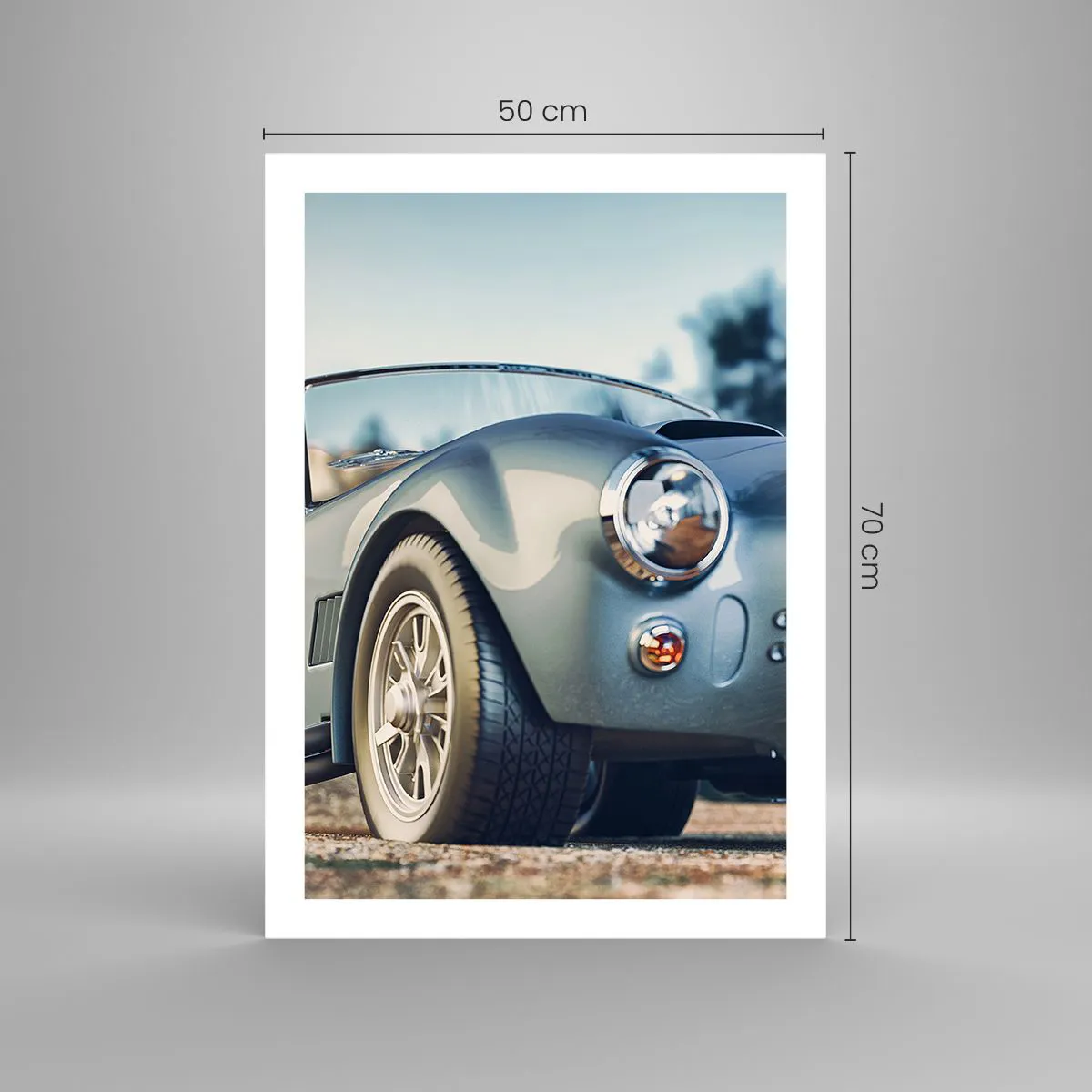 Poster - Ein klassisches Retro-Auto vor einem unscharfen Hintergrund - 50x70cm - Denn Stil zählt - Moderne Wanddekoration für Wohnzimmer und Schlafzimmer ARTTOR