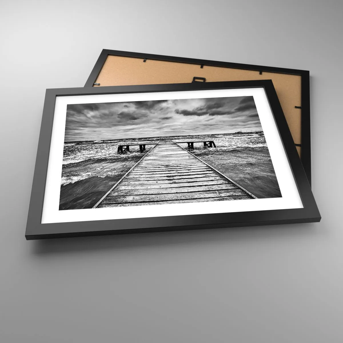 Plakat i sort ramme - Jeg venter på, at vinden blæser væk... - 40x30 cm