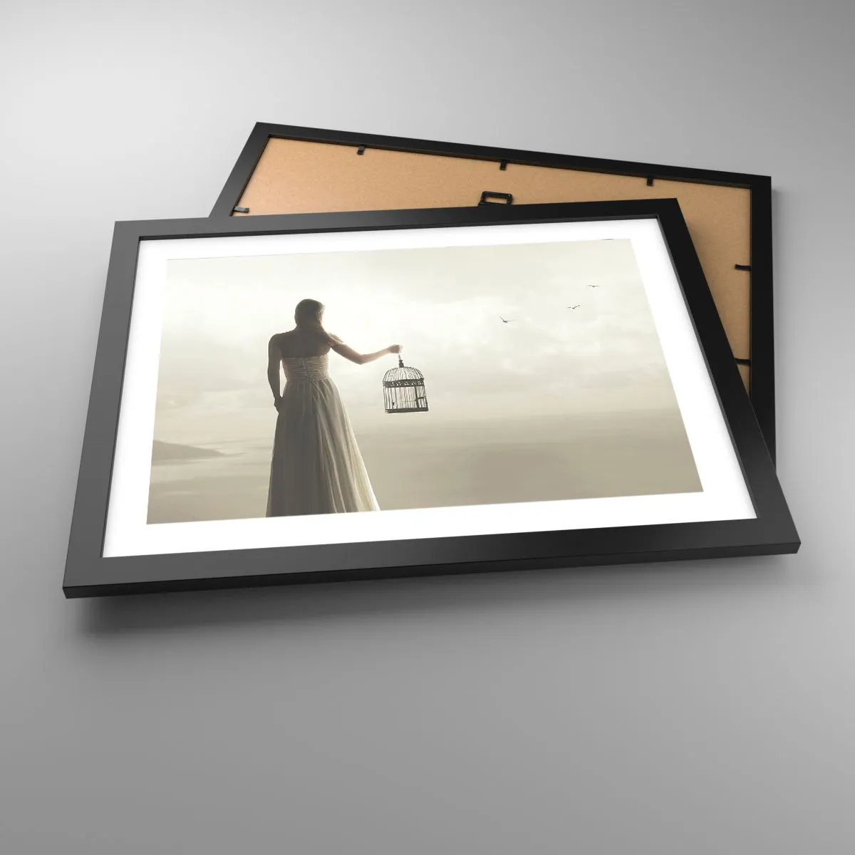 Plakat i sort ramme - Vær fri - 40x30 cm