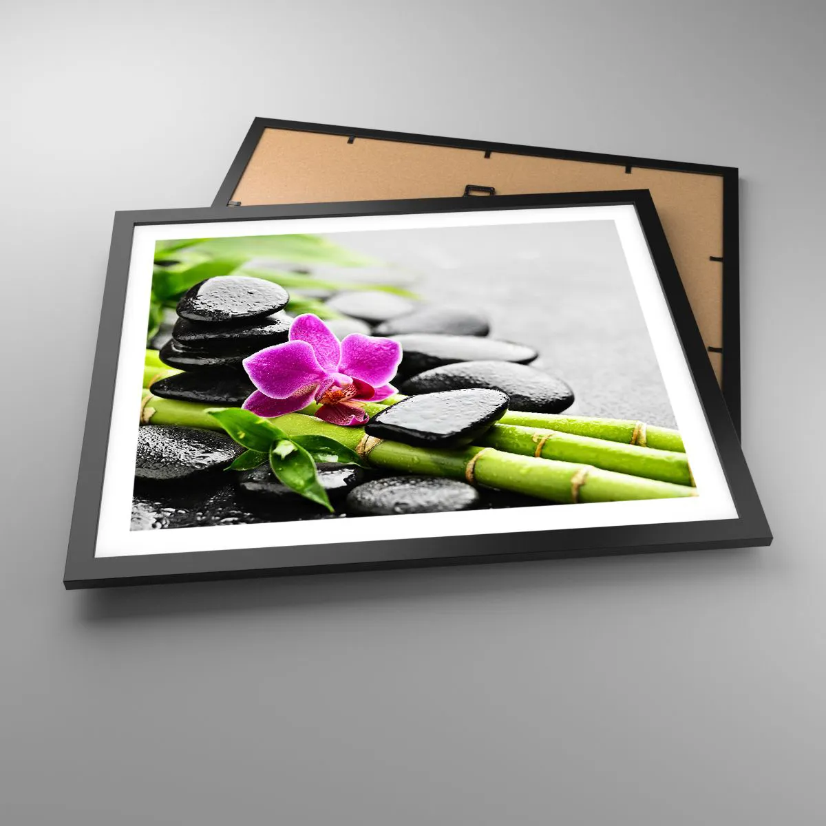 Poster in een zwarte lijst - In een vrede evenwicht - 50x40 cm