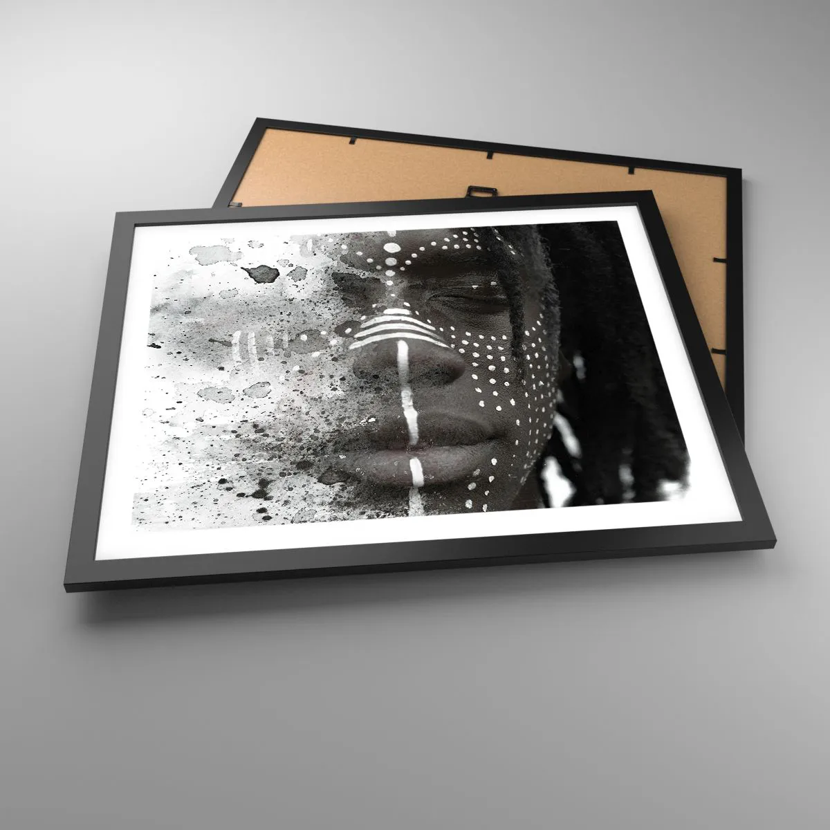 Poster in einem schwarzem Rahmen - Entdecke den Urgeist - 50x40 cm