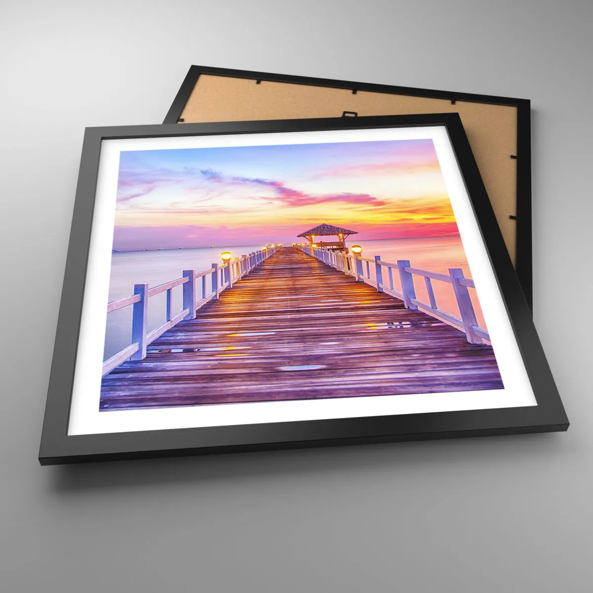 Affiche dans un cadre noir - Poster - Le silence lilas-doré du soir - 40x40 cm