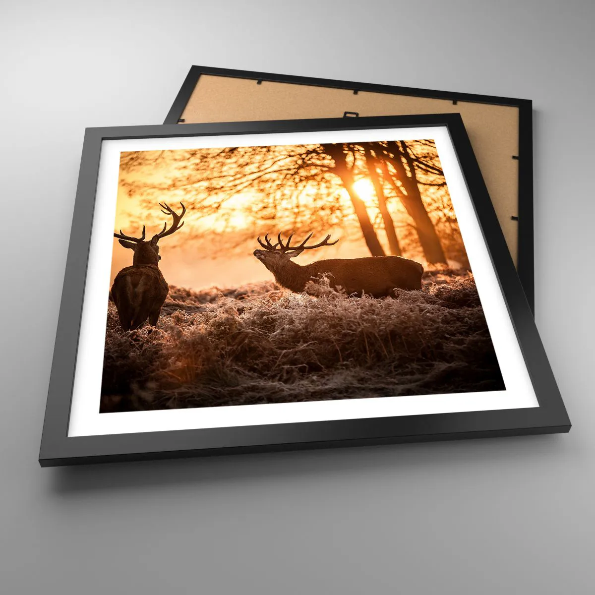 Poster in einem schwarzem Rahmen - Der Traum eines Jägers - 40x40 cm