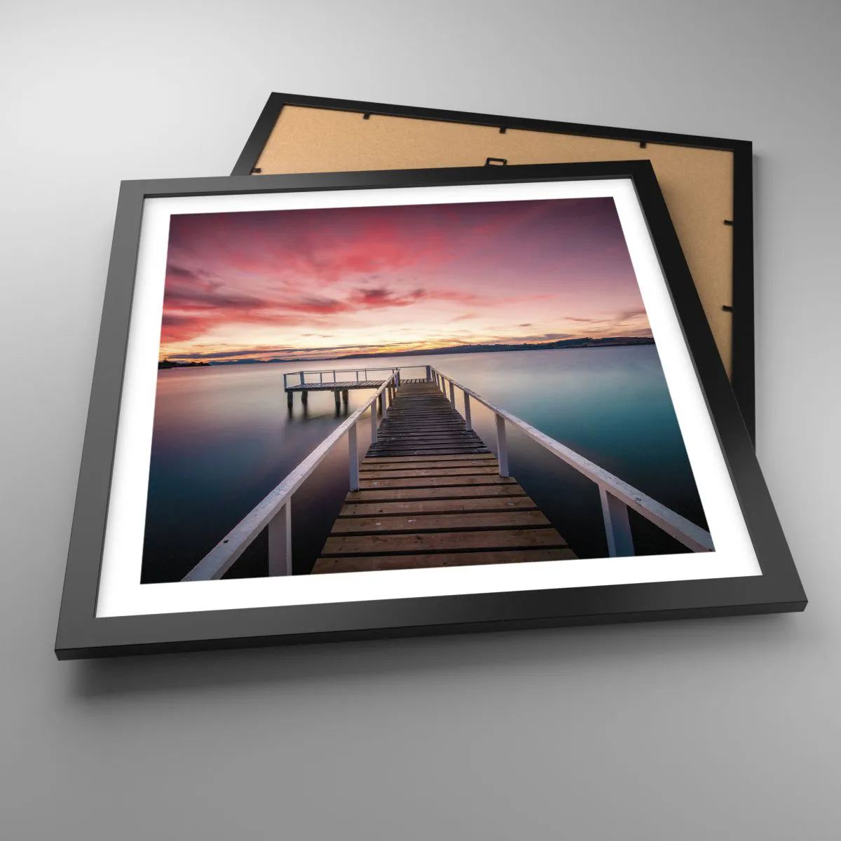 Plakat i sort ramme - Aftenens blide flamme - 40x40 cm