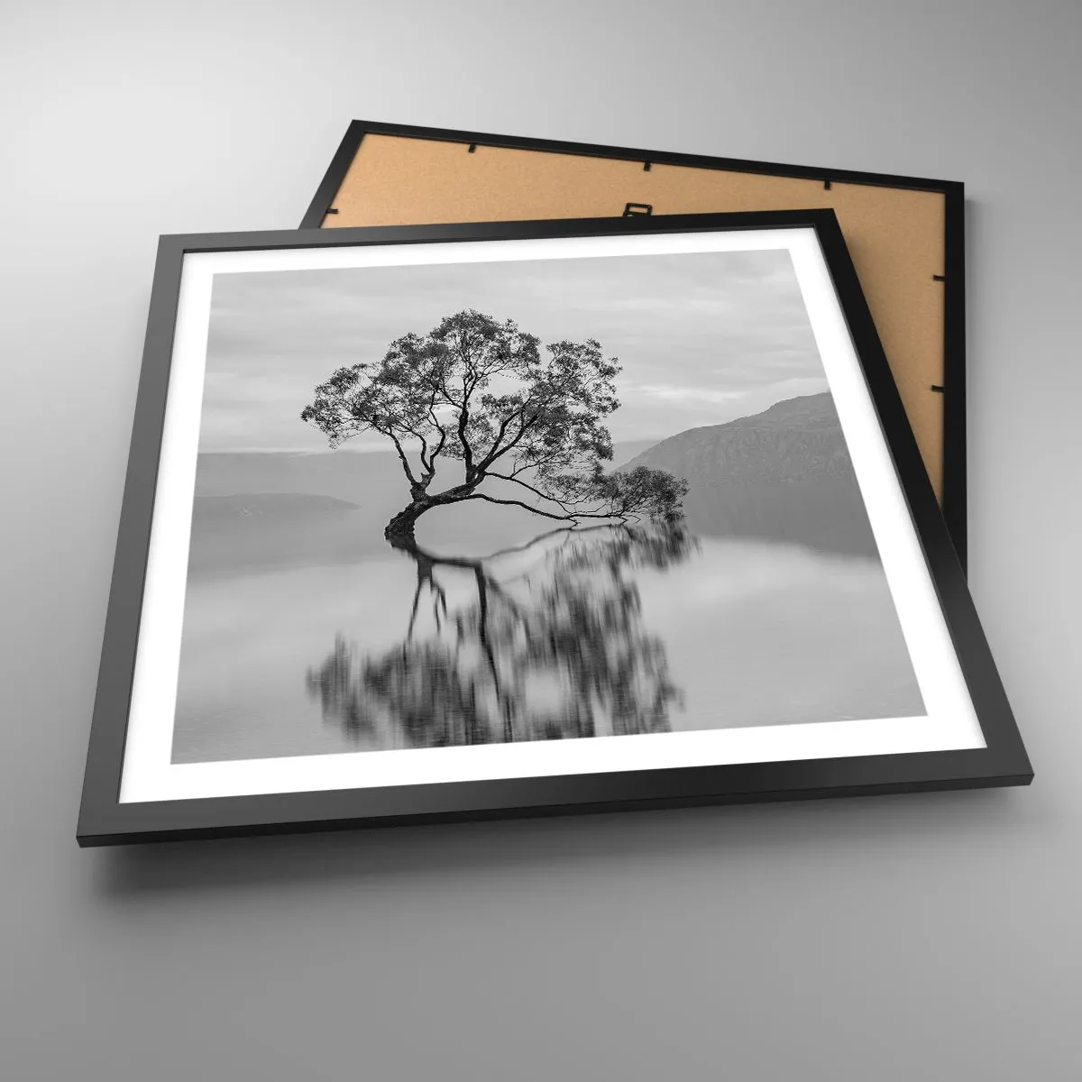 Poster in einem schwarzem Rahmen - Es gibt so ein Land - 50x50 cm