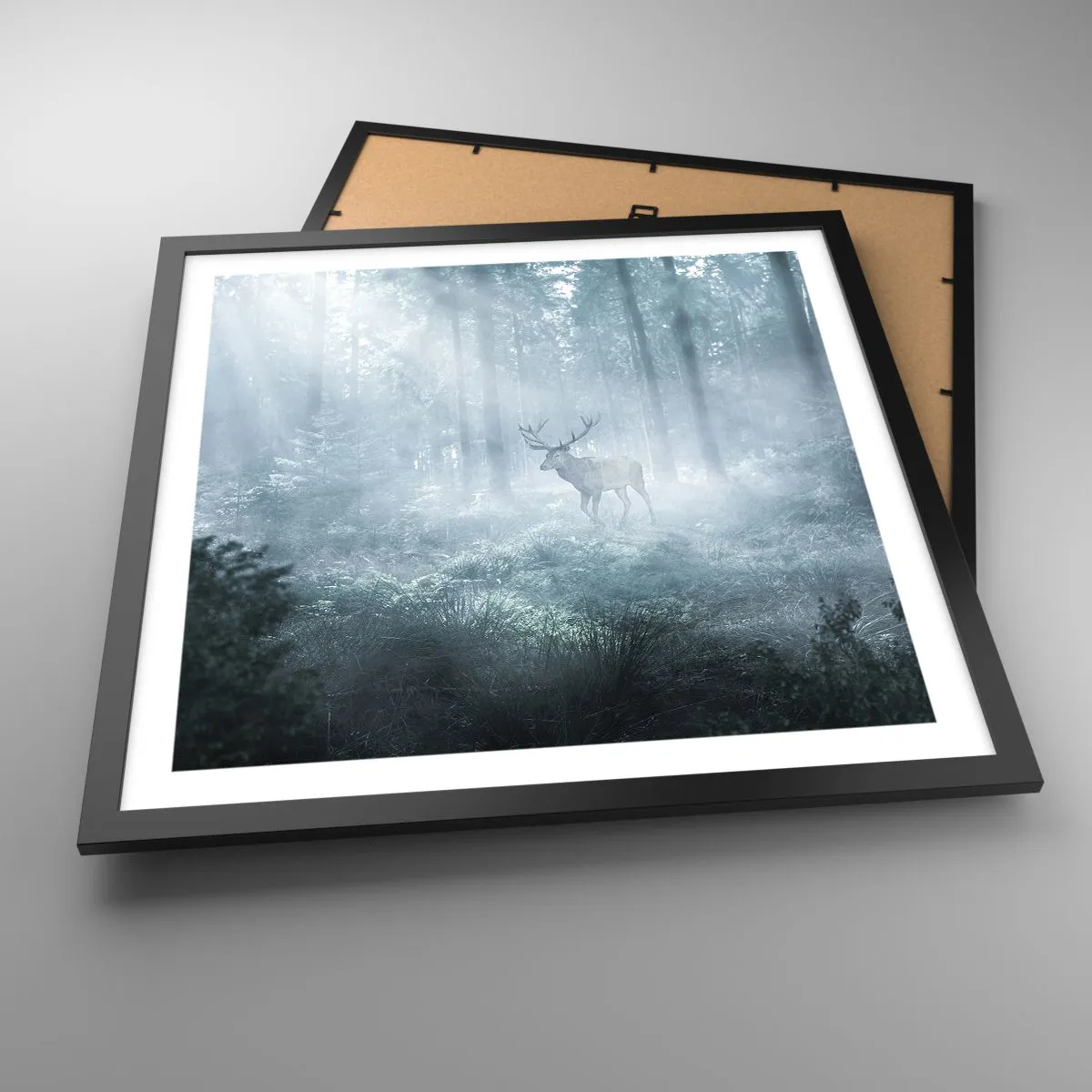 Poster in einem schwarzem Rahmen - Morgenvisite auf dem Grundstück - 50x50 cm