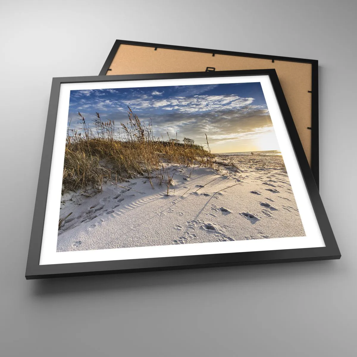 Poster in een zwarte lijst - Een uitnodiging voor een wandeling - 50x50 cm