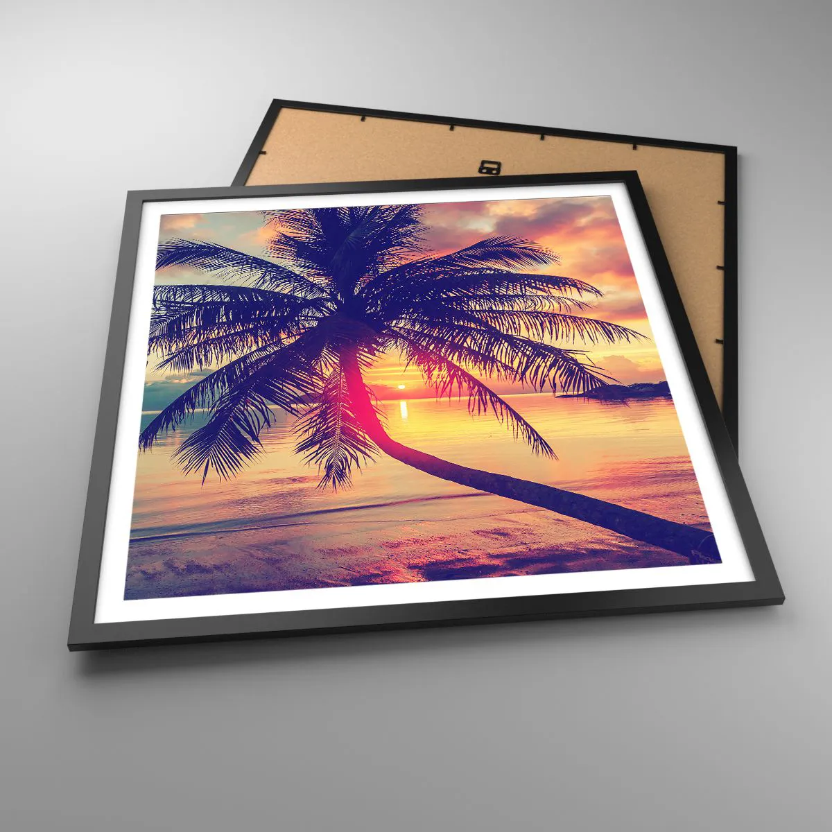 Plakat i sort ramme - En aften under palmerne - 60x60 cm