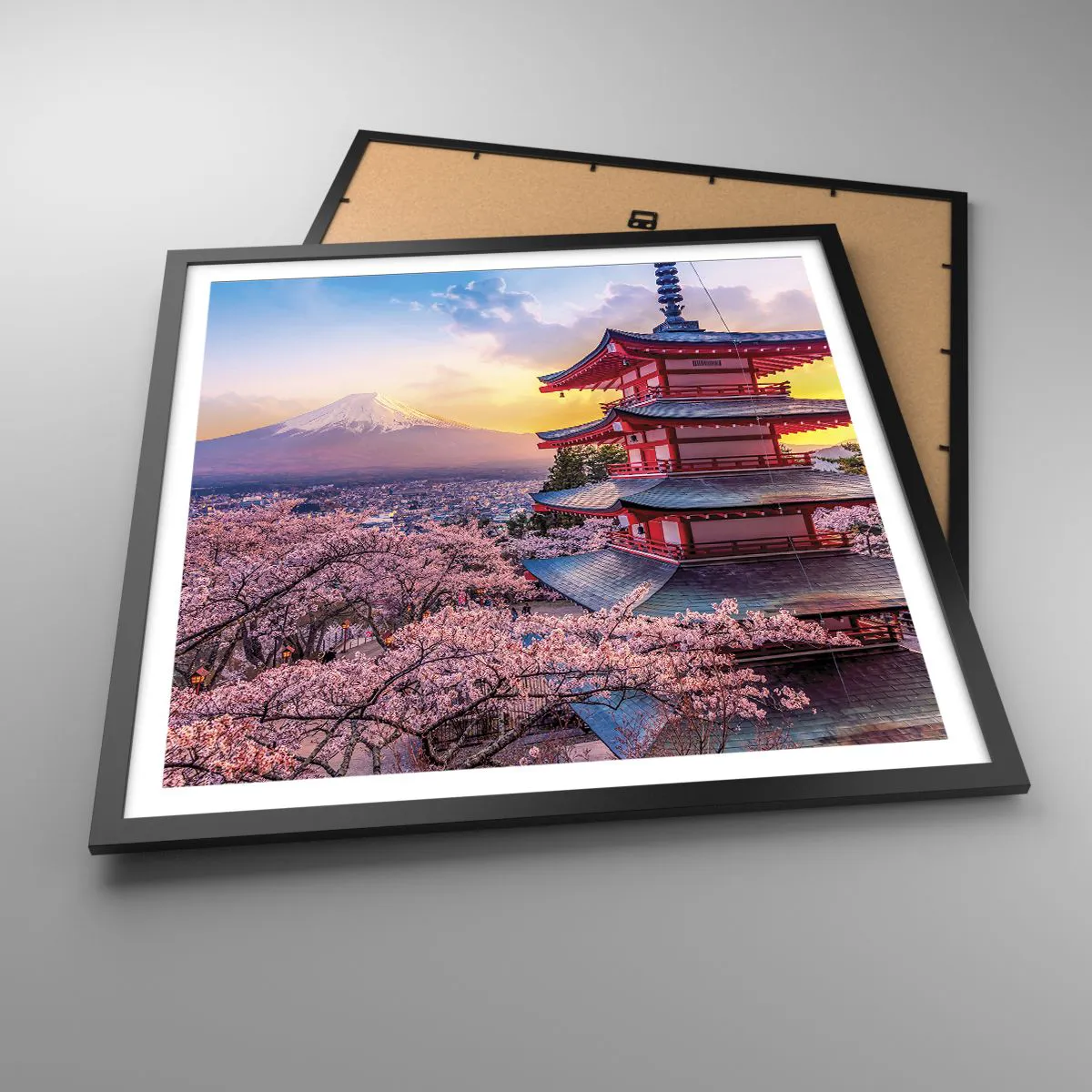 Plakat i sort ramme - Essensen af den japanske ånd - 60x60 cm