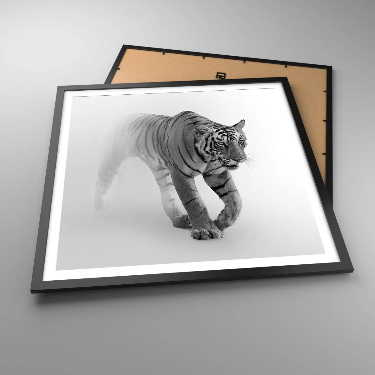 Poster in cornice nera - Incantato nella nebbia - 60x60 cm