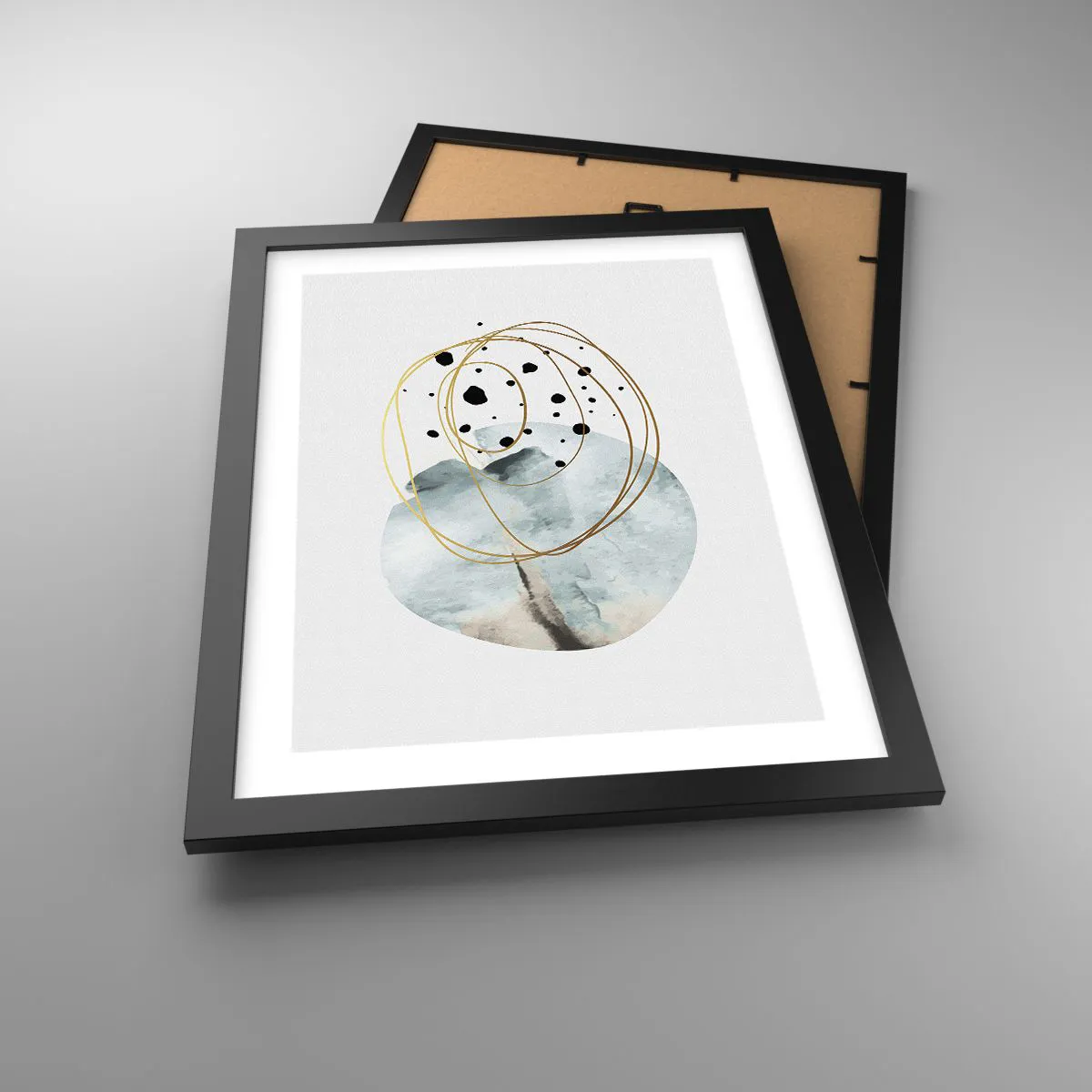 Plakat i sort ramme - I rummets favntag - 30x40 cm