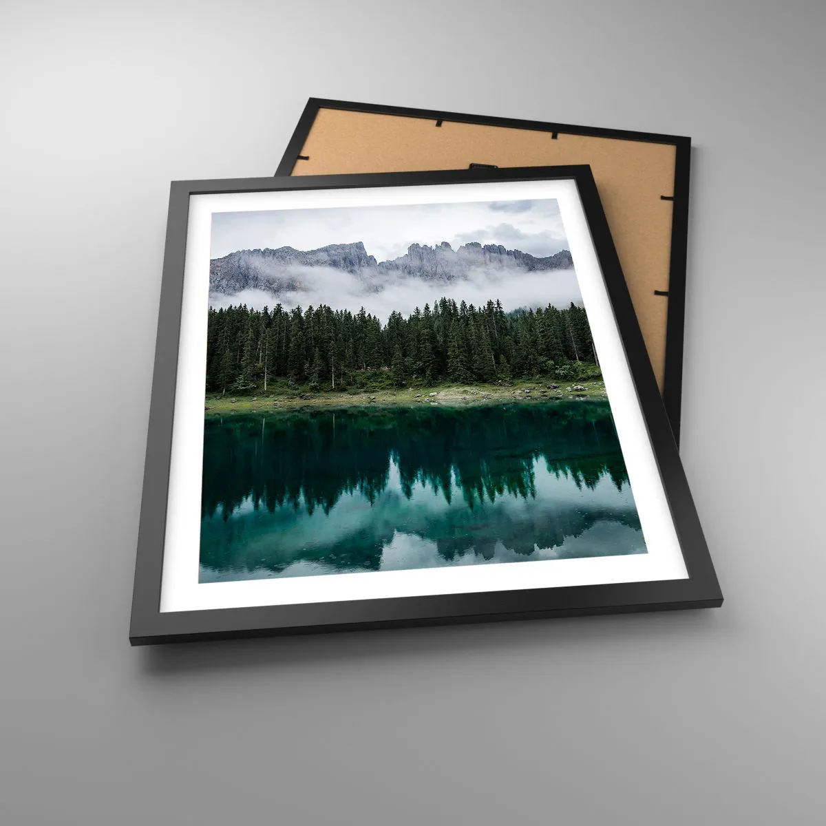 Poster in cornice nera - Silenzio, non svegliamo l'acqua che dorme... - 40x50 cm