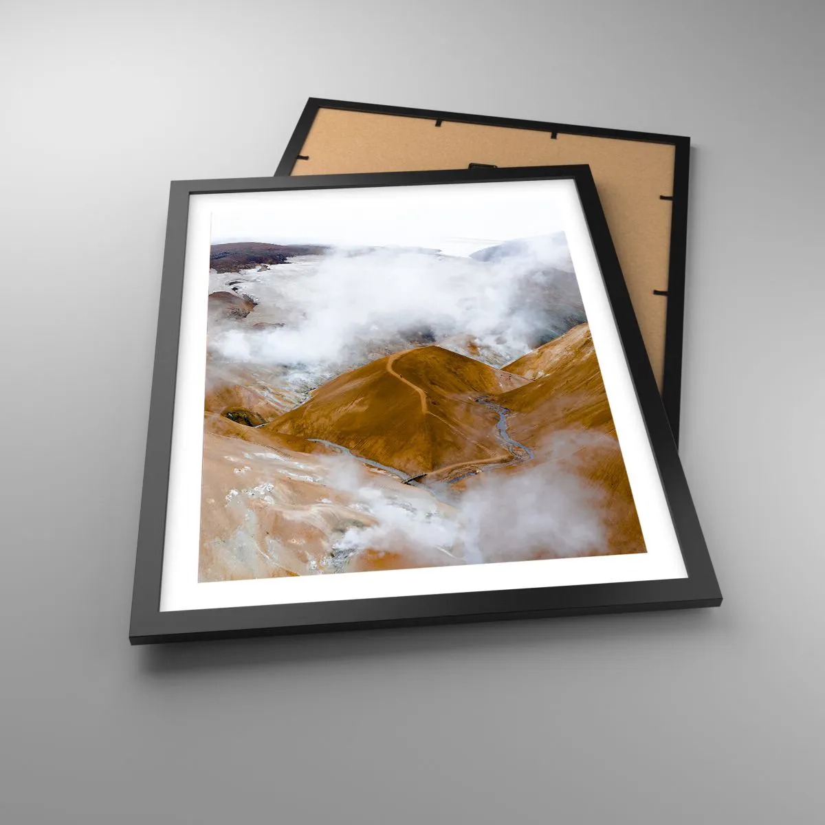 Plagát v čiernom ráme - Drsná krása Islandu - 40x50 cm