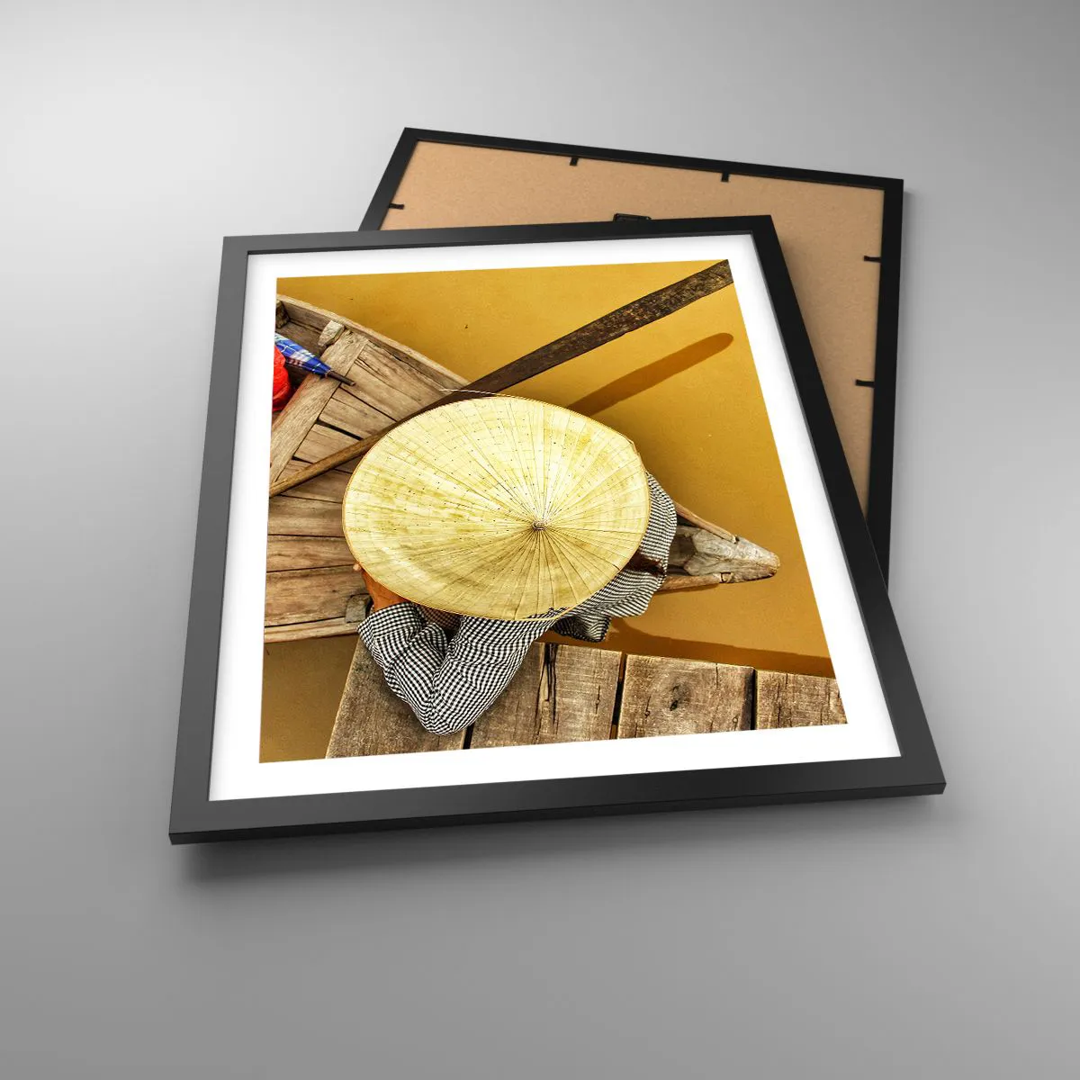 Plakat i sort ramme - Livet på den gule flod - 40x50 cm