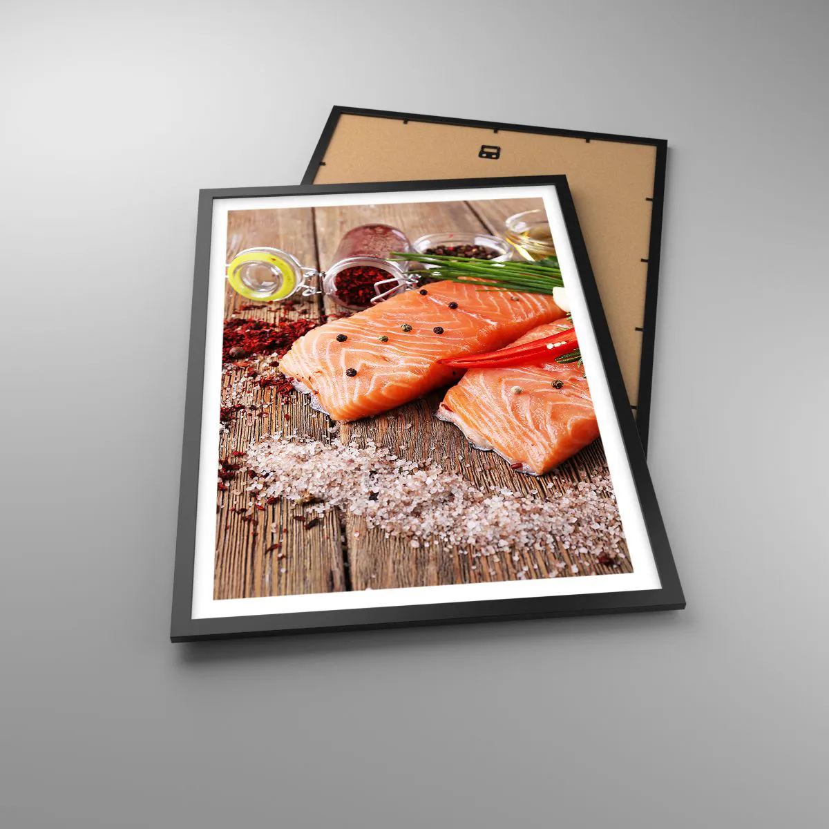 Poszter fehér keretben - Lazacfilé fűszerekkel rusztikus alapon - 50x70cm - Norvég kaland a konyhában - Modern fali dekoráció nappalihoz és hálószobához ARTTOR