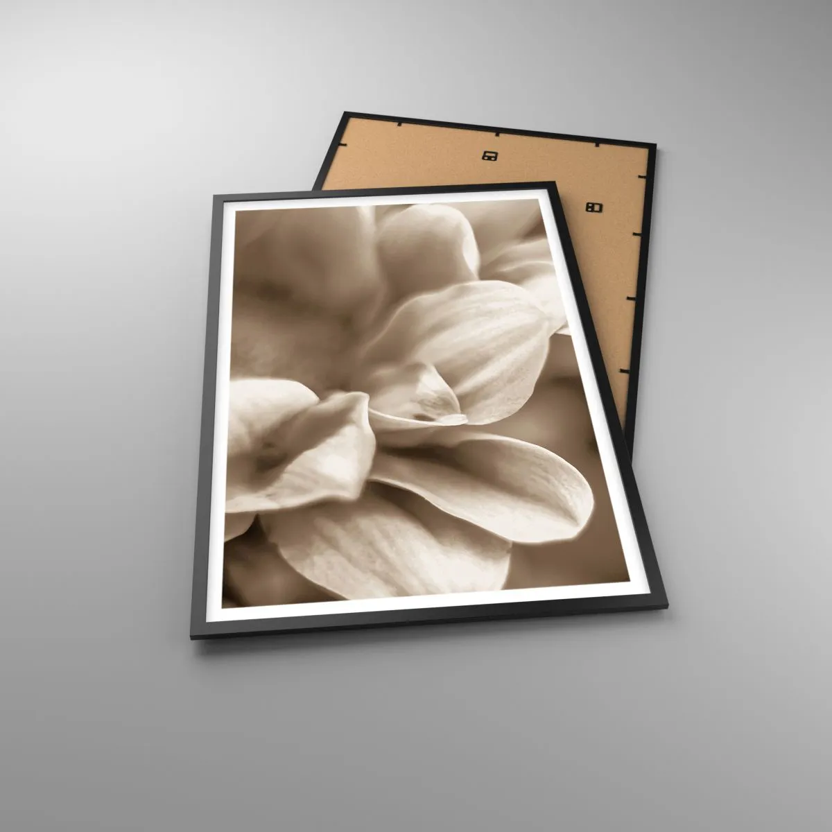 Poster in een zwarte lijst - Zo zacht als een glimlach - 61x91 cm