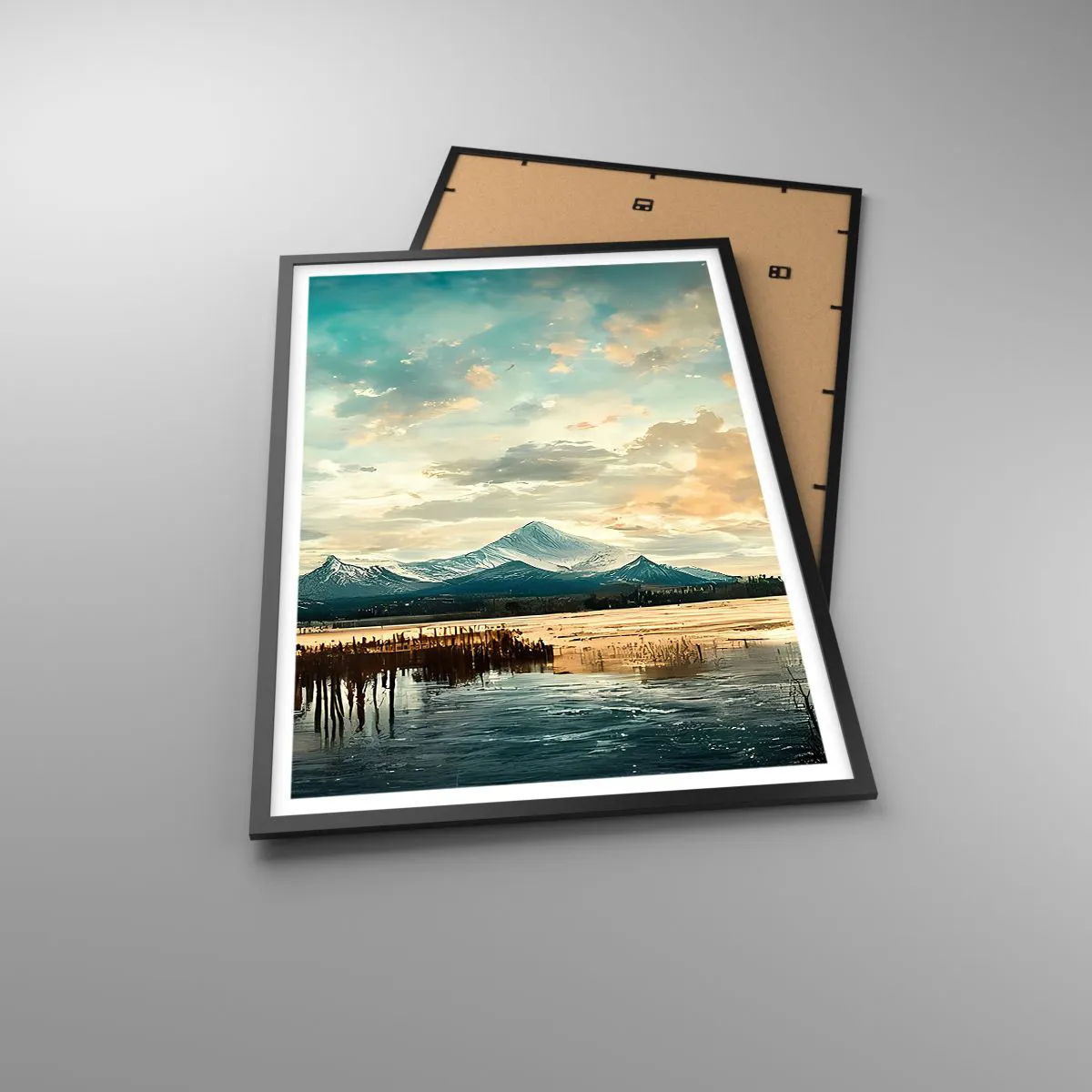 Poster in einem schwarzem Rahmen - Unter dem Schutz des Himmels - 61x91 cm