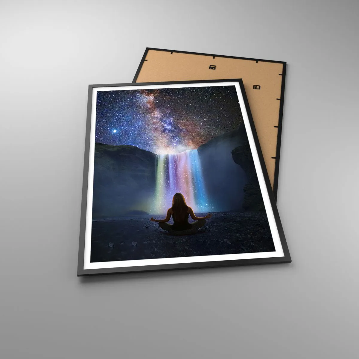 Póster en marco negro - Armonía absoluta - 70x100 cm