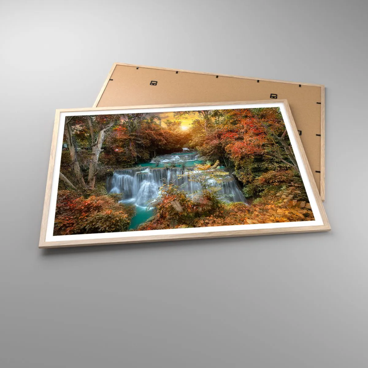 Poster in einem Rahmen aus heller Eiche - Versteckter Schatz des Waldes - 100x70 cm