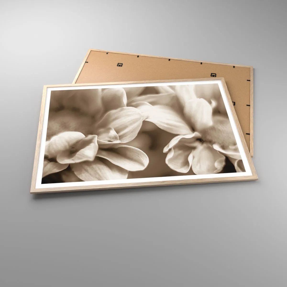 Poster in einem Rahmen aus heller Eiche - So sanft wie ein Lächeln - 100x70 cm