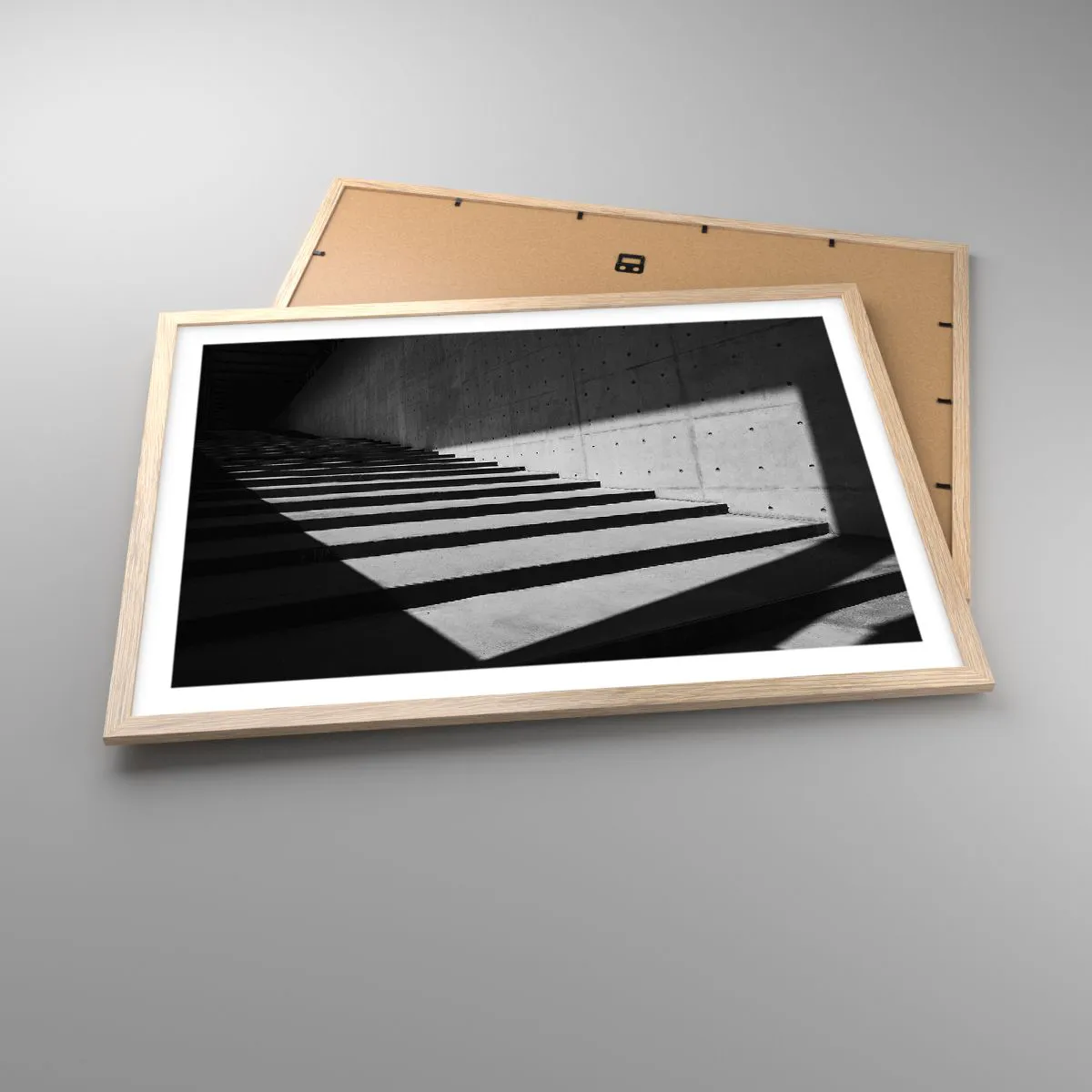 Poster in cornice rovere chiaro - La bellezza severa del modernismo - 70x50 cm