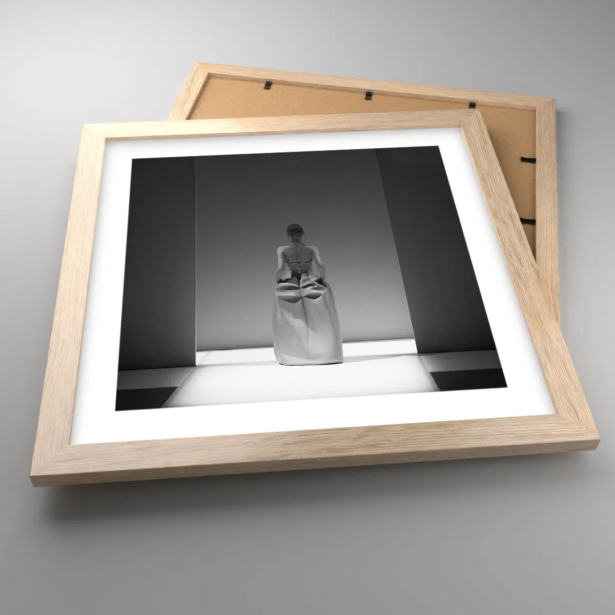 Plakat i ramme af lyst egetræ - Raffineret enkelhed - 30x30 cm