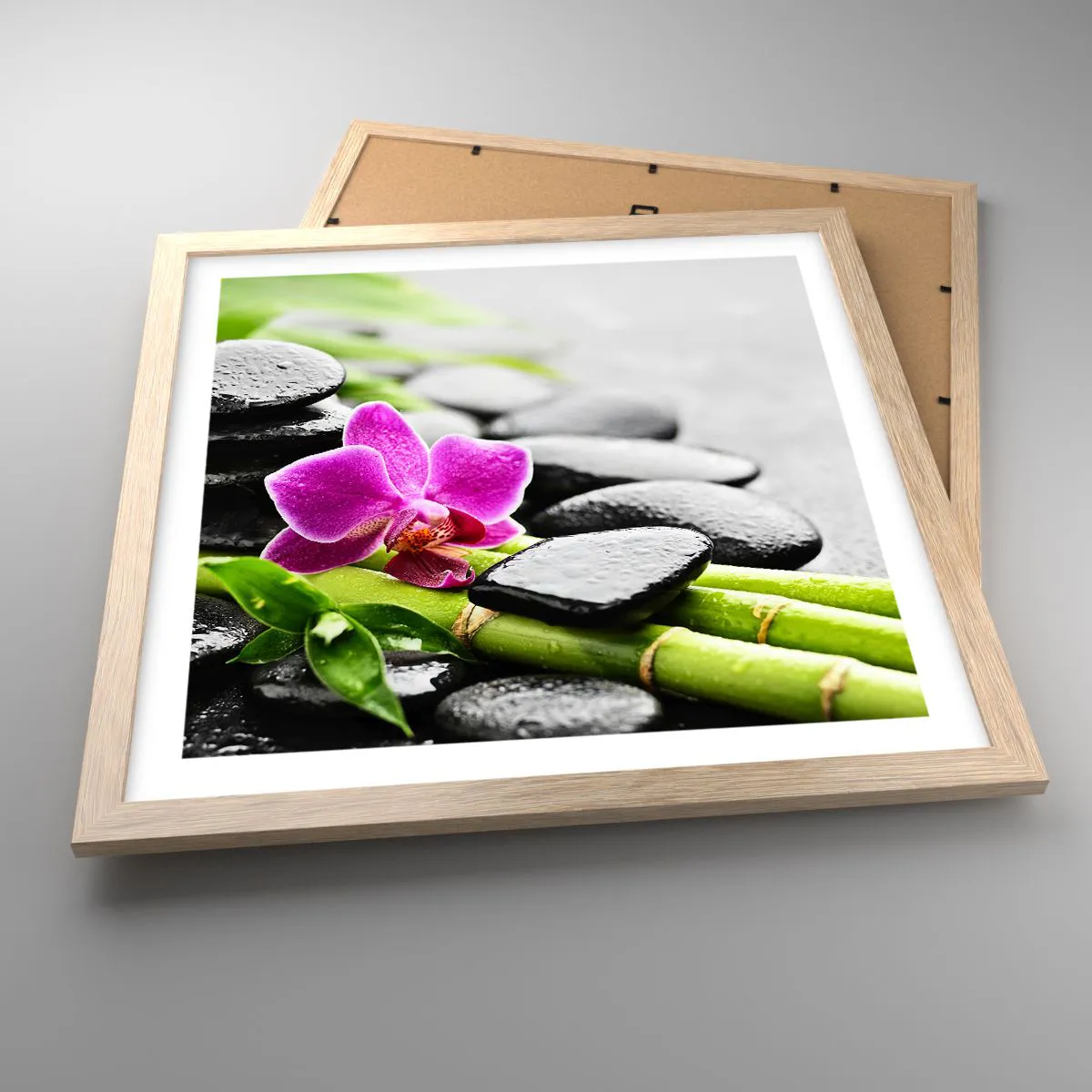 Poster în ramă de stejar deschis - Într-un echilibru pașnic - 40x40 cm