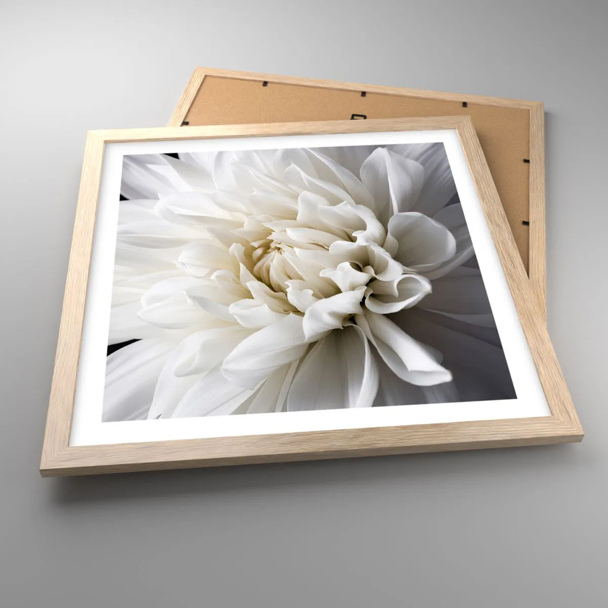 Poster in einem Rahmen aus heller Eiche - Der Morgen der Braut - 40x40 cm