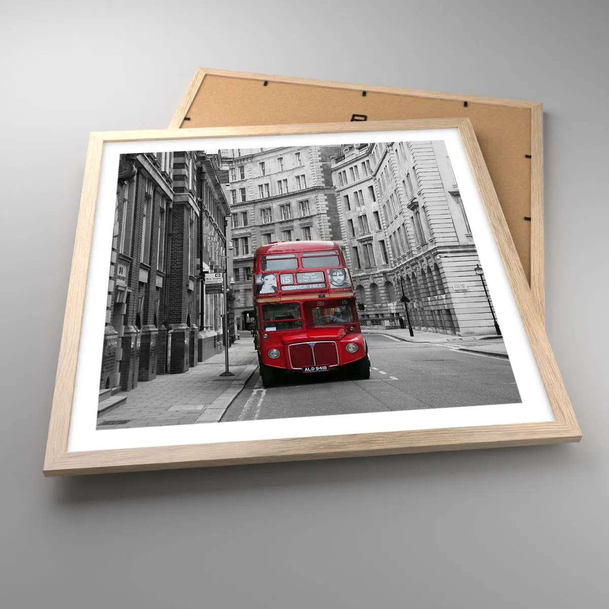 Poster in einem Rahmen aus heller Eiche - Der Alltag muss nicht grau sein - 50x50 cm